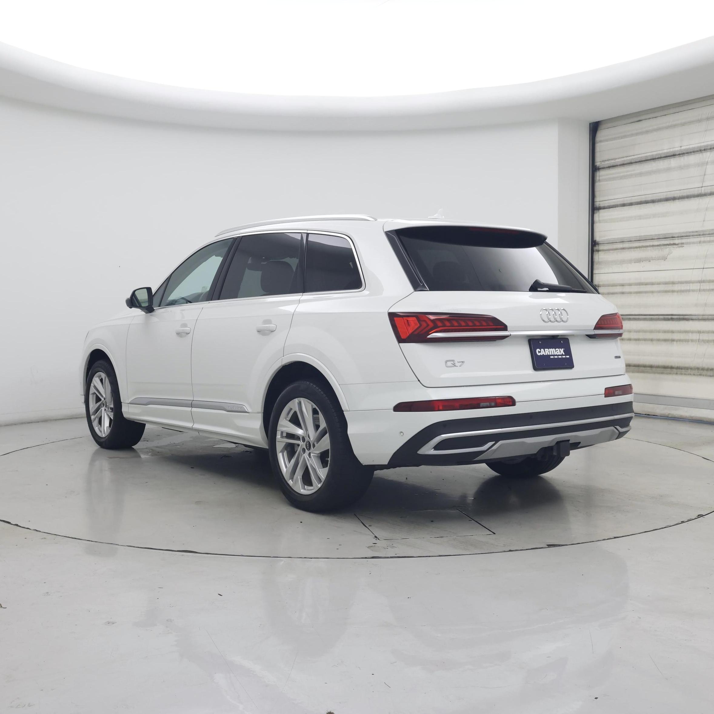 Thumbnail: 2023 Audi Q7 - 2