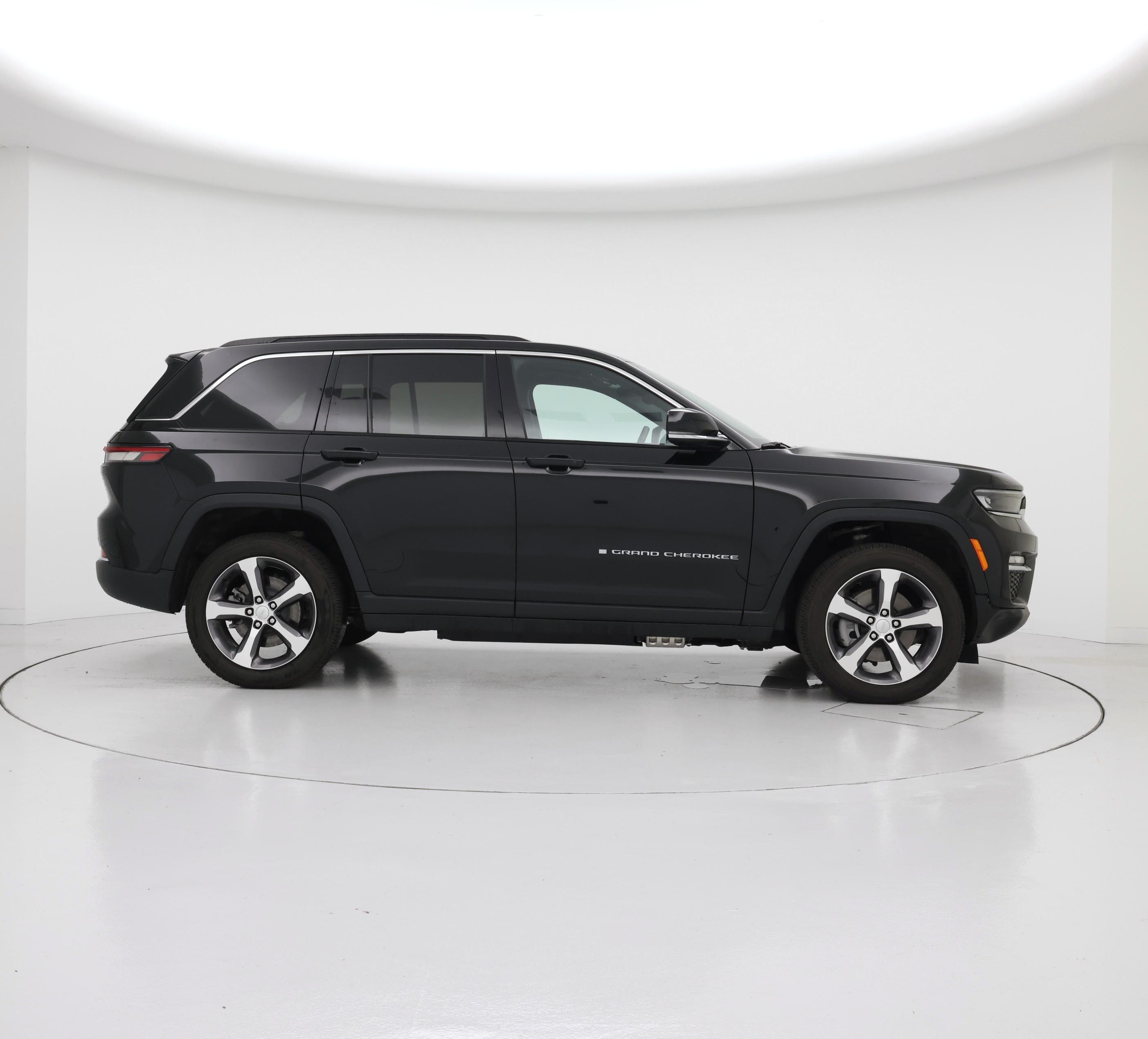 Thumbnail: 2024 Jeep Grand Cherokee - 7