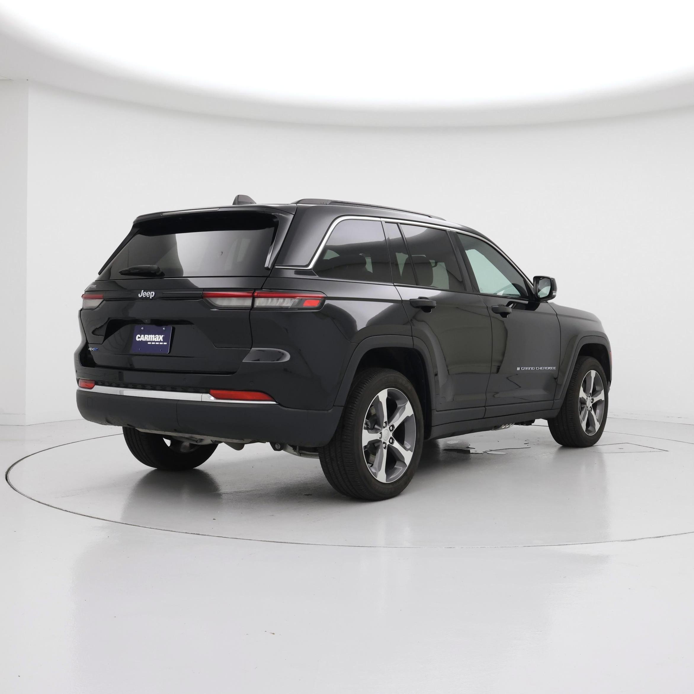 Thumbnail: 2024 Jeep Grand Cherokee - 8