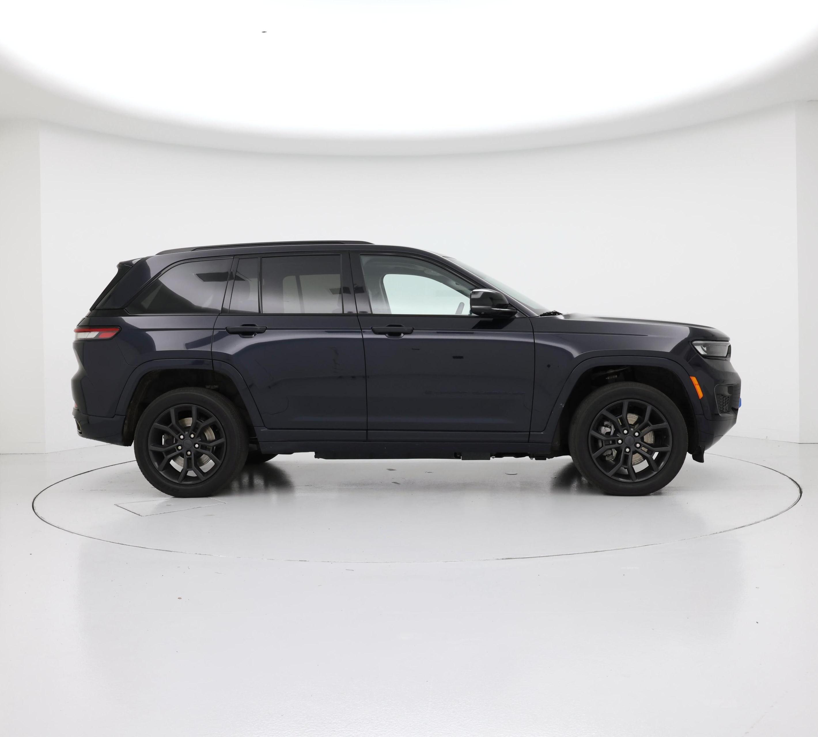 Thumbnail: 2023 Jeep Grand Cherokee - 7