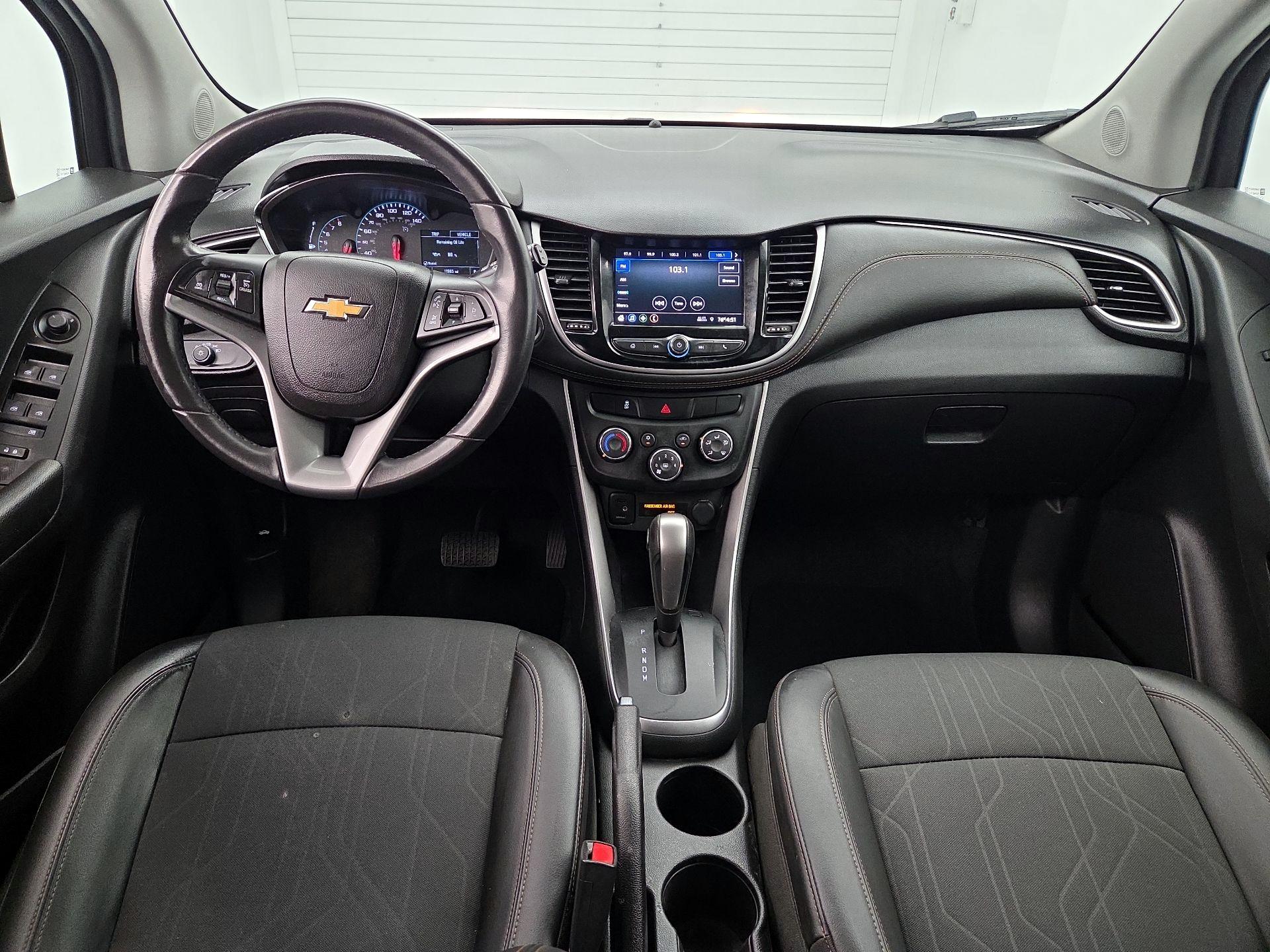 Thumbnail: 2022 Chevrolet Trax - 9