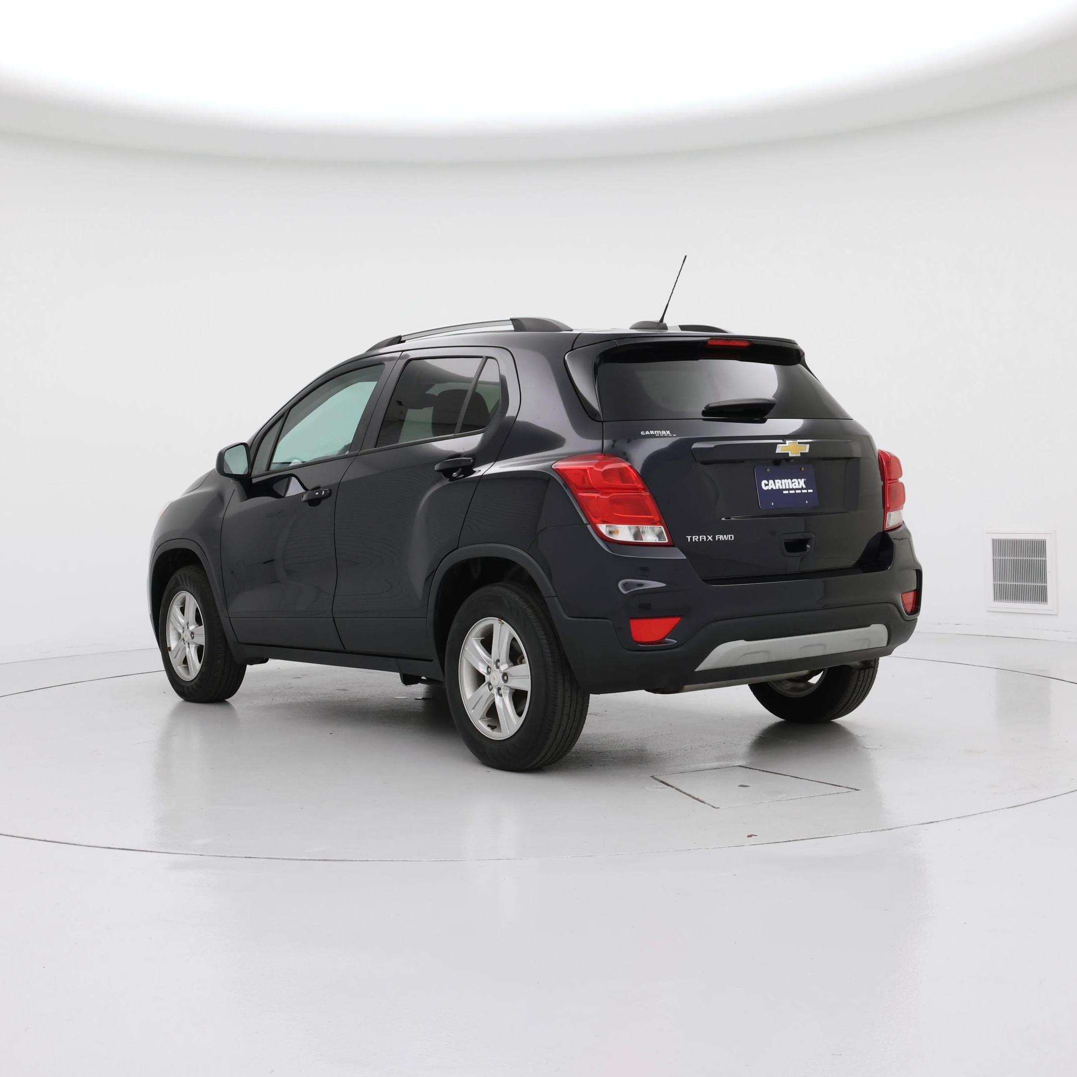 Thumbnail: 2022 Chevrolet Trax - 2
