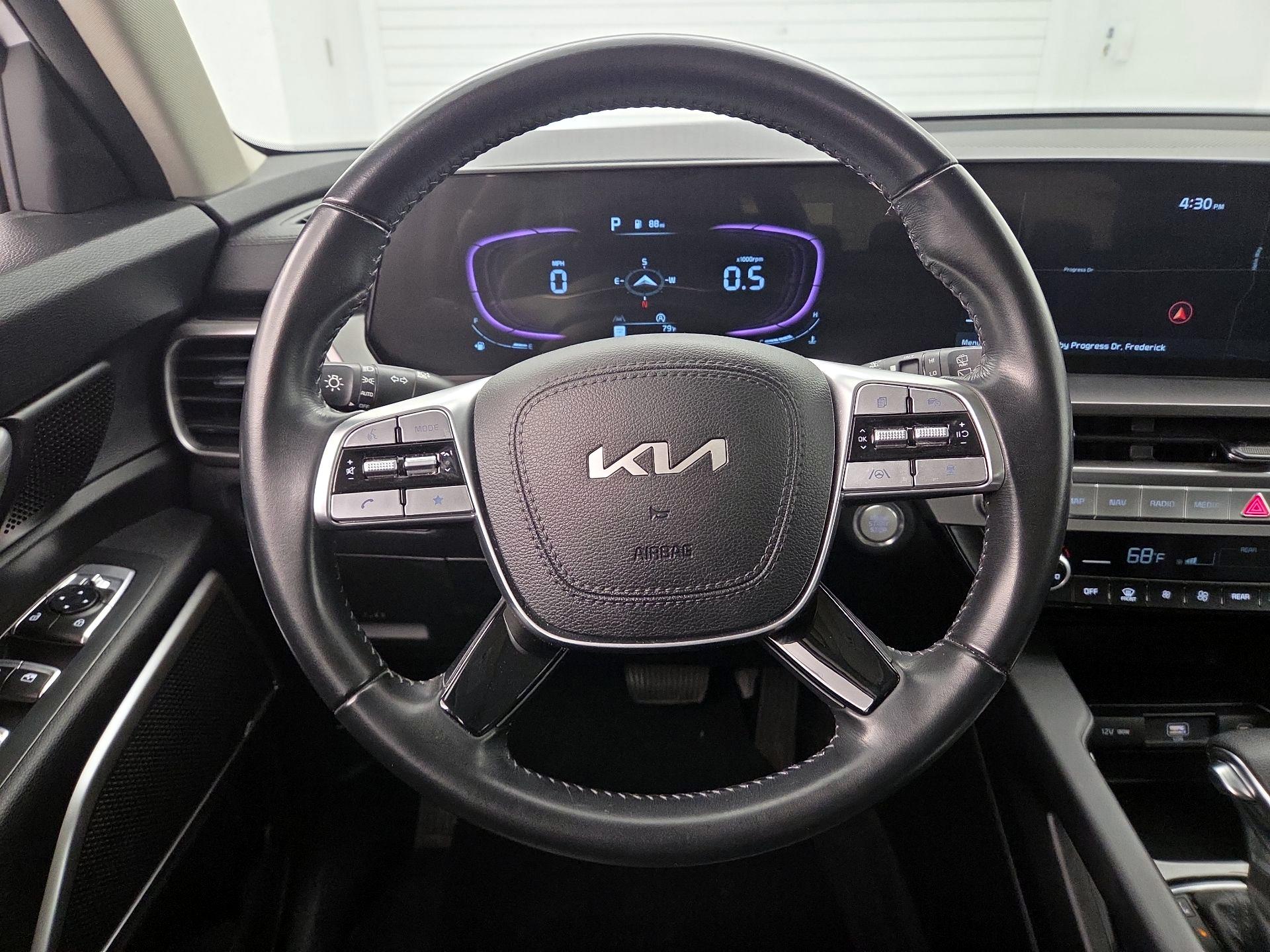 Thumbnail: 2023 Kia Telluride - 10