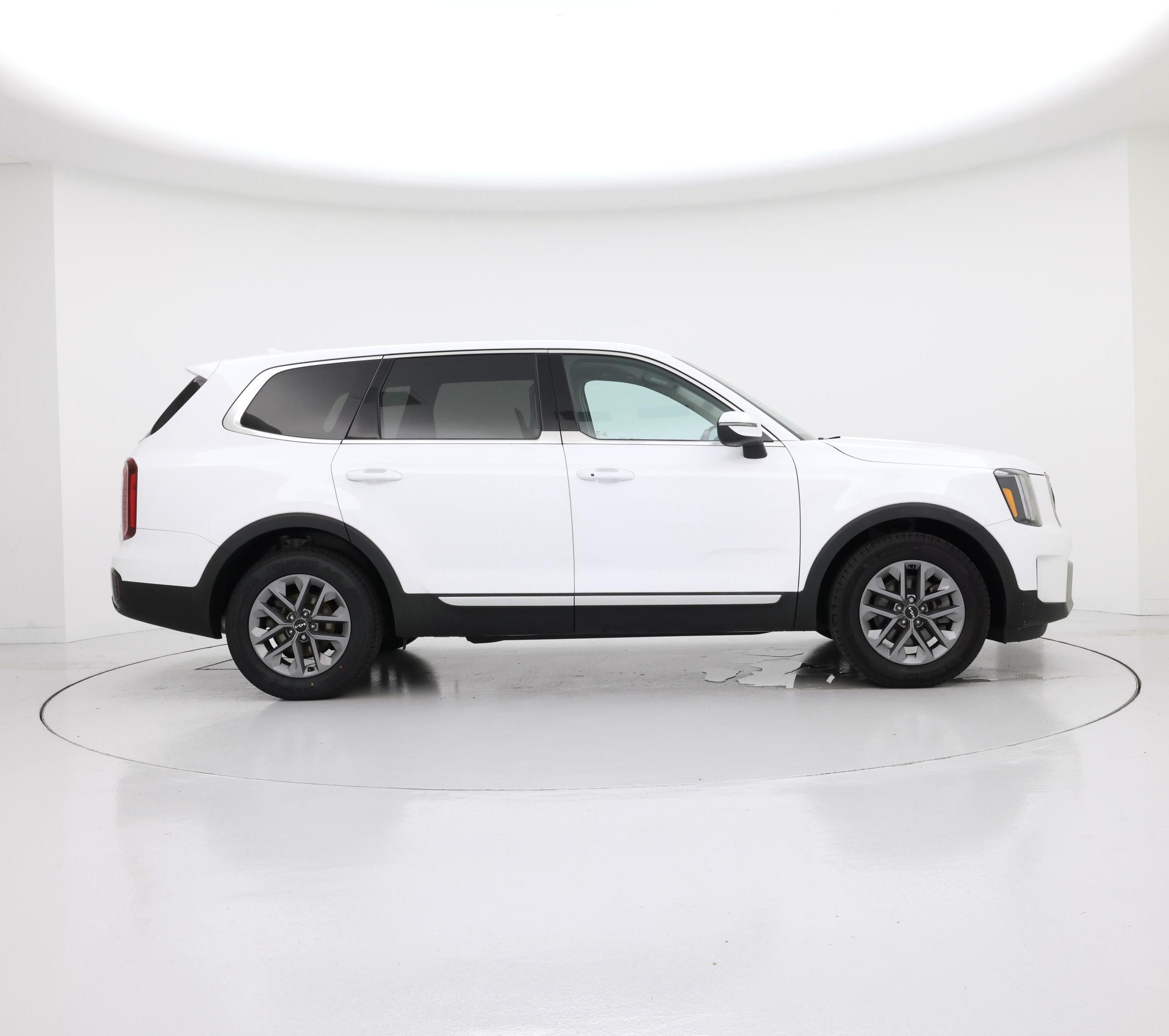 Thumbnail: 2023 Kia Telluride - 7