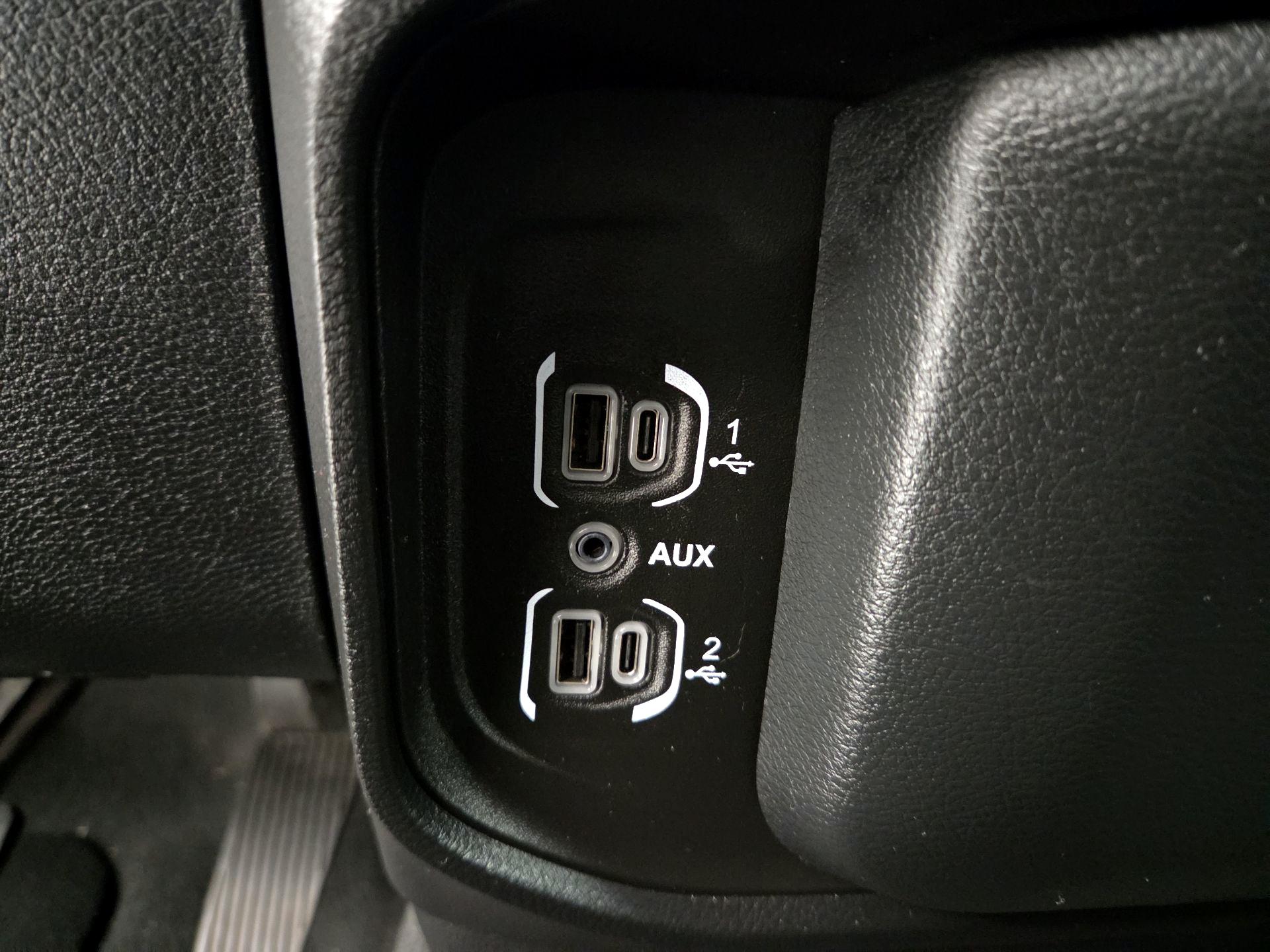Thumbnail: 2023 RAM 1500 - 18