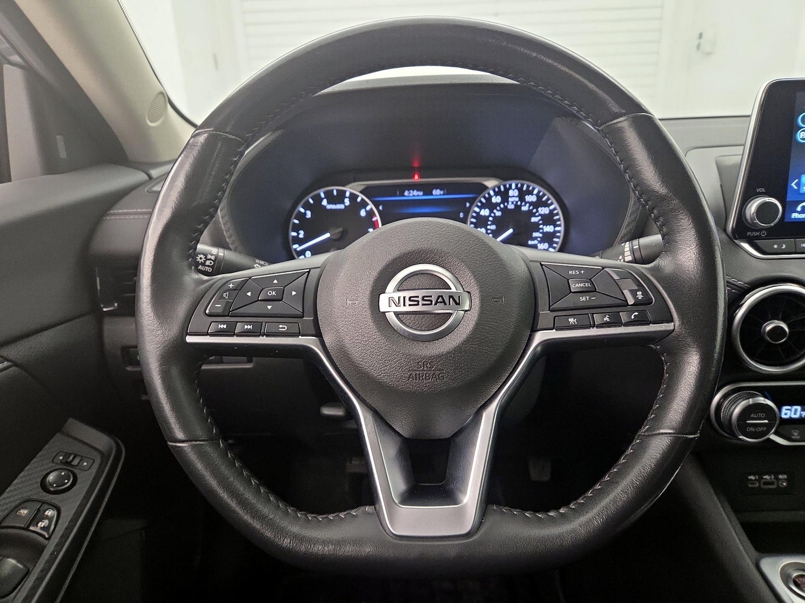 2023 Nissan Sentra SV - Photo 11