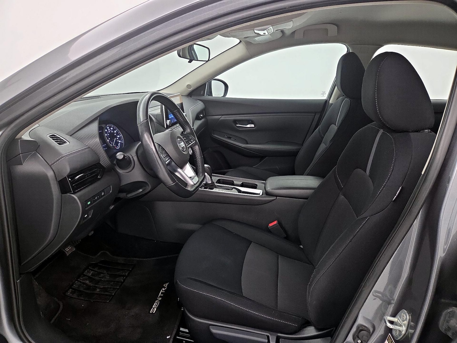 2023 Nissan Sentra SV - Photo 12