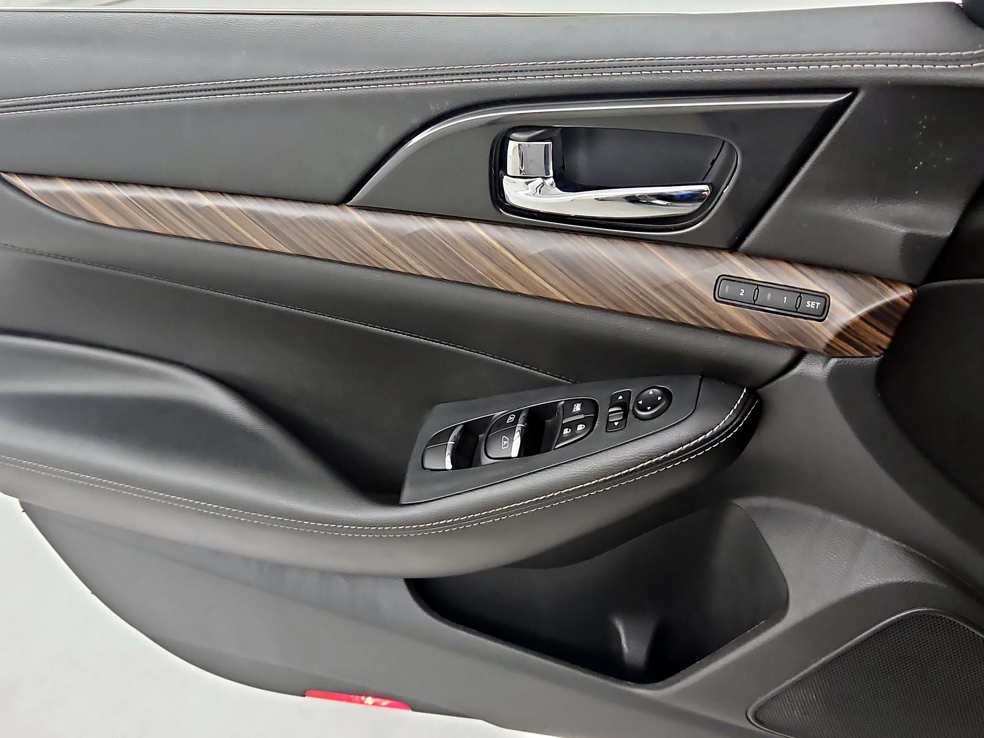 Thumbnail: 2018 Nissan Maxima - 12