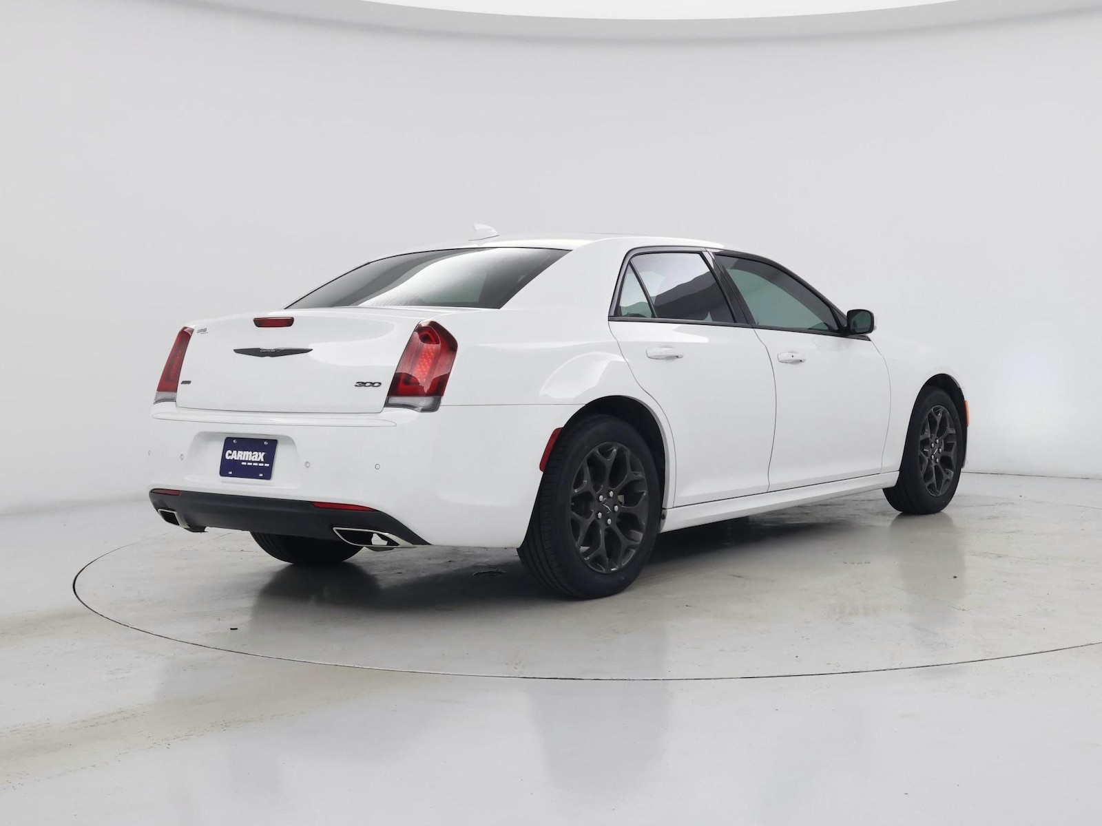 2023 Chrysler 300 Touring L - Photo 9