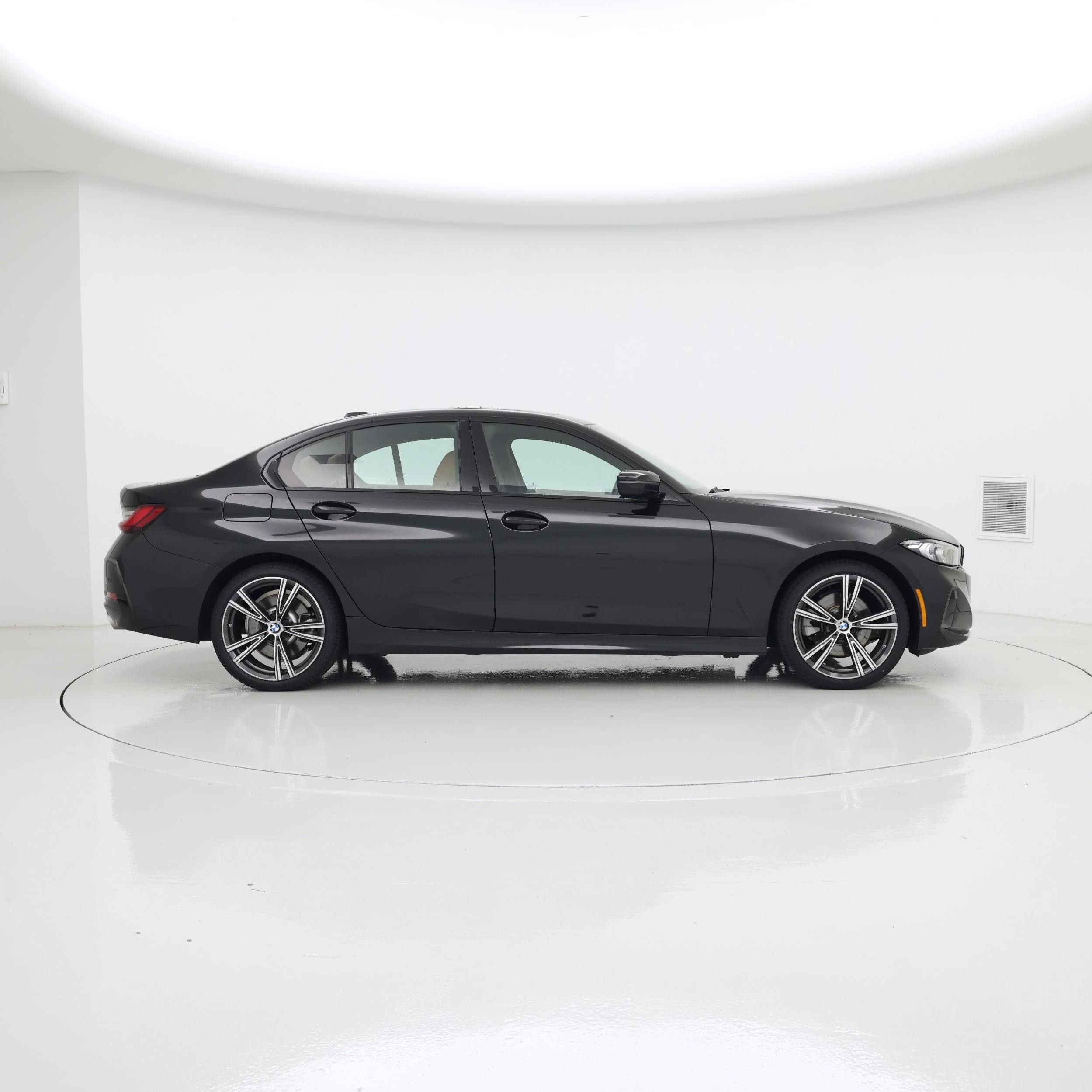 Thumbnail: 2023 BMW 3 Series - 7