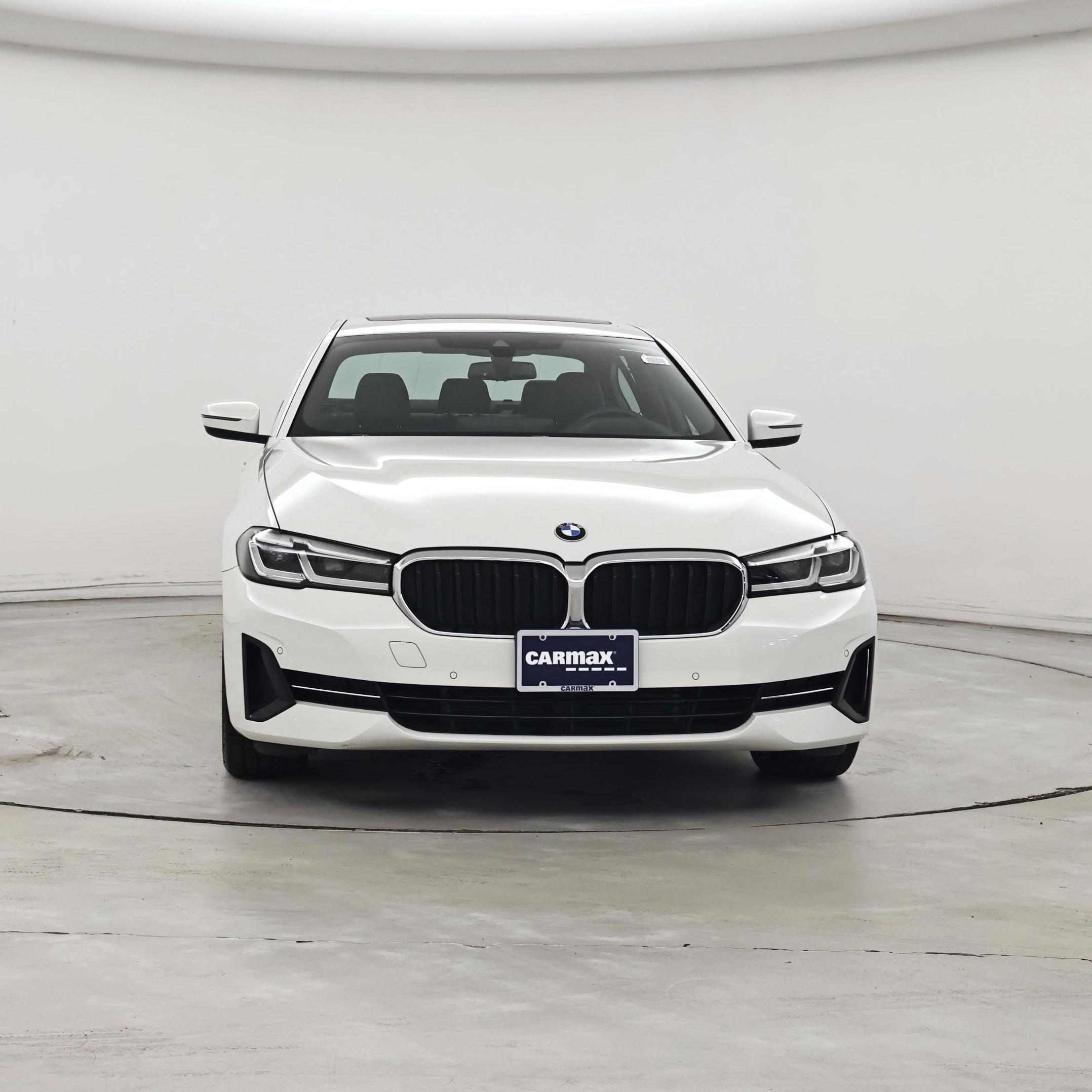 Thumbnail: 2021 BMW 5 Series - 5
