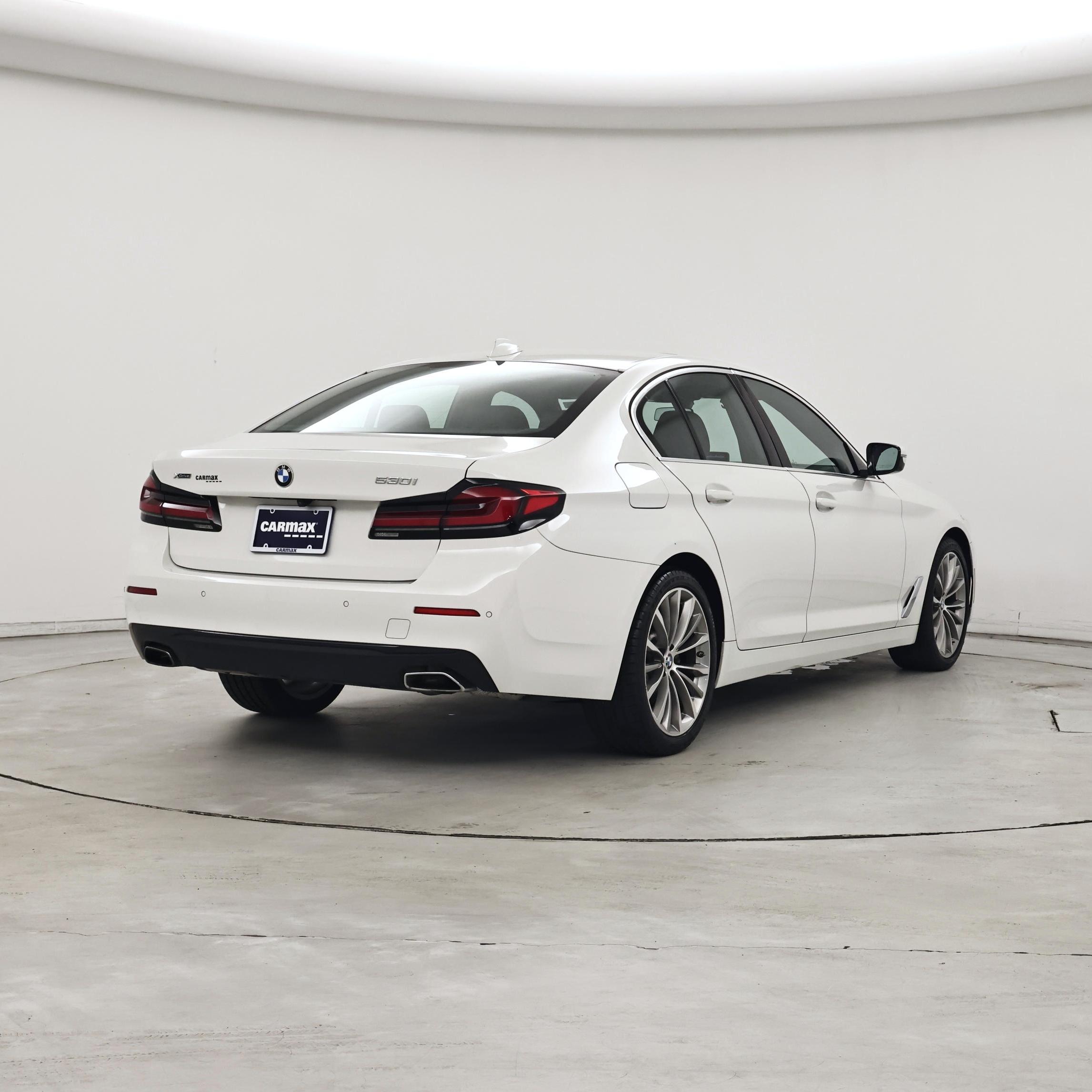Thumbnail: 2021 BMW 5 Series - 8