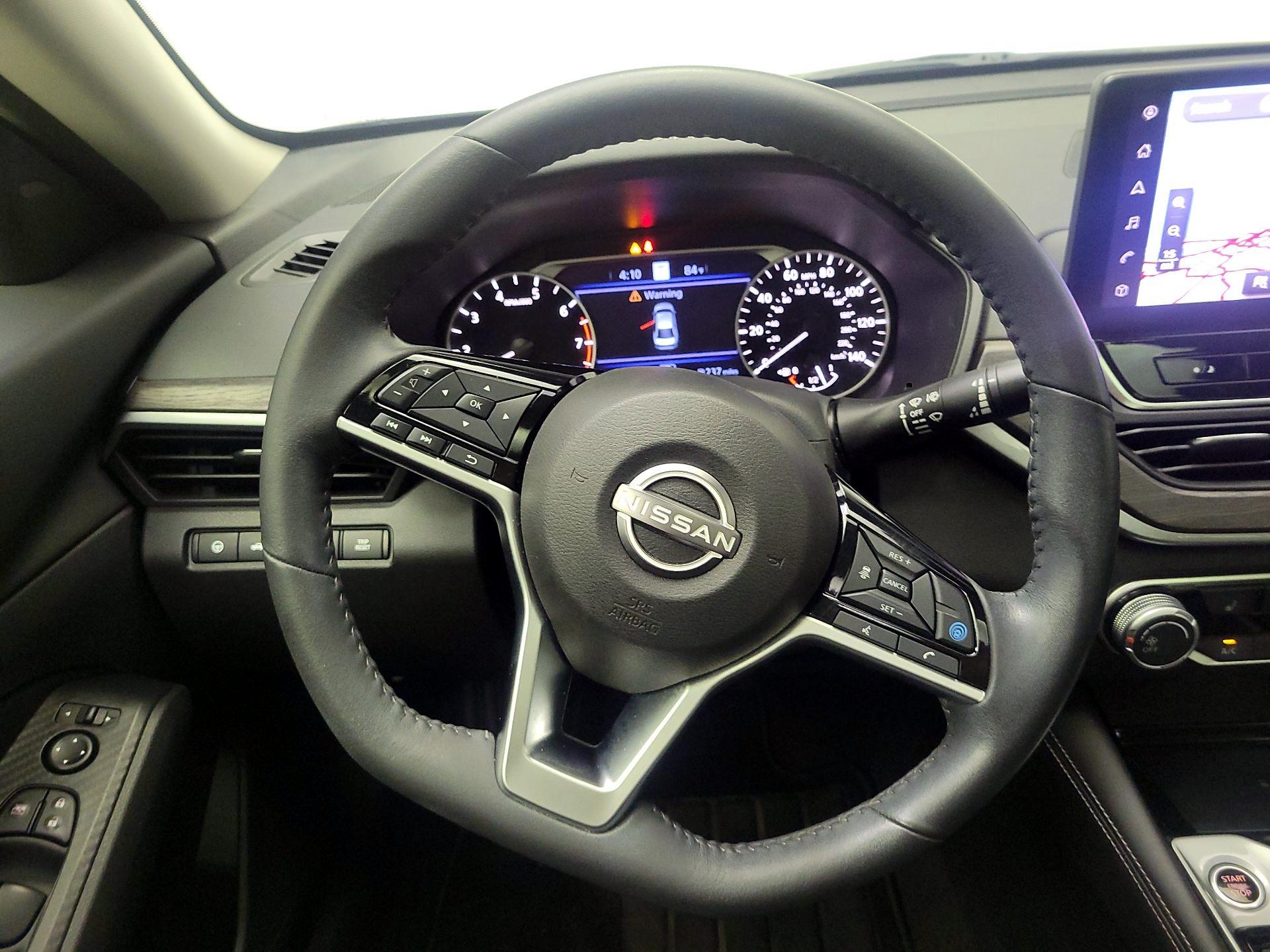 Thumbnail: 2024 Nissan Altima - 10