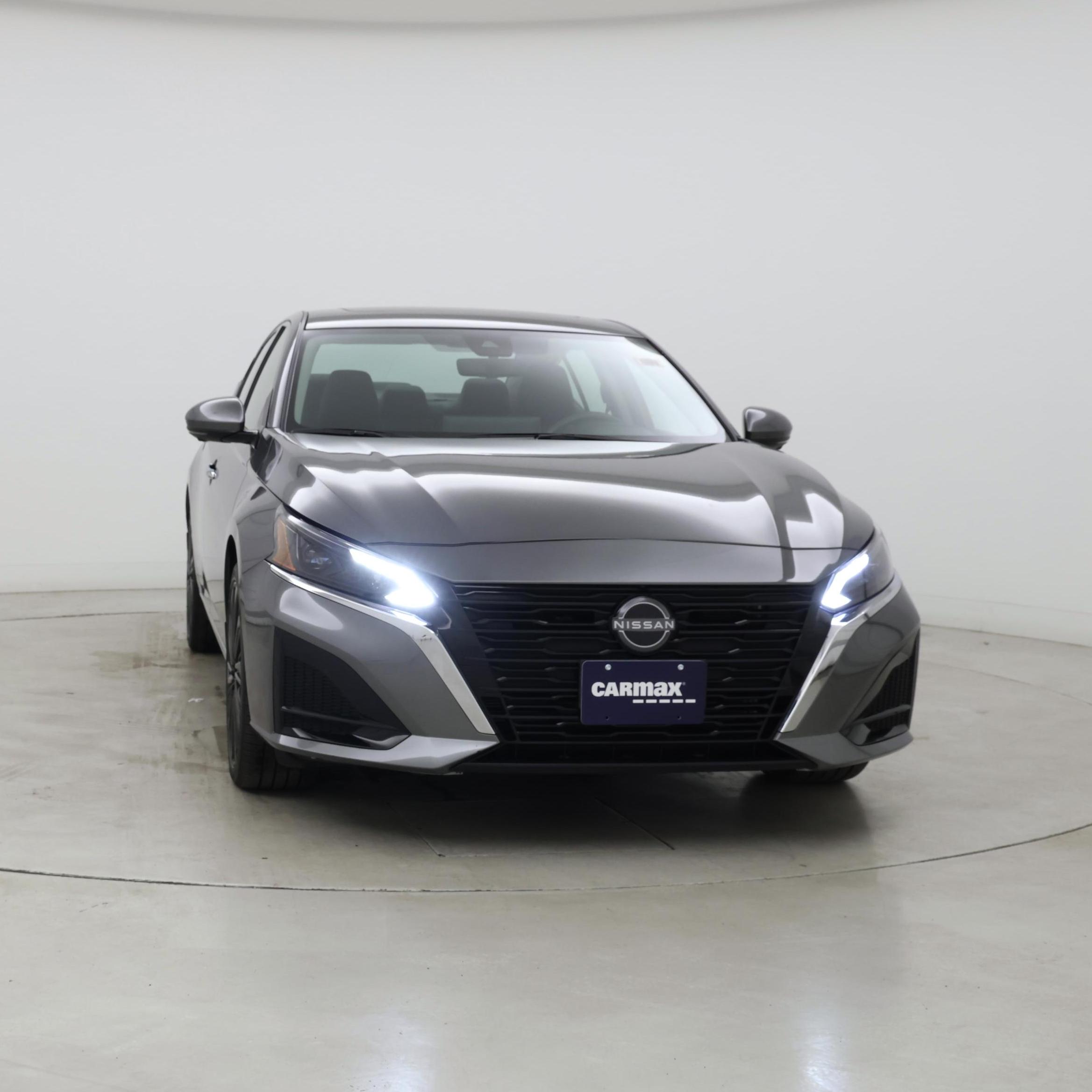 Thumbnail: 2023 Nissan Altima - 5