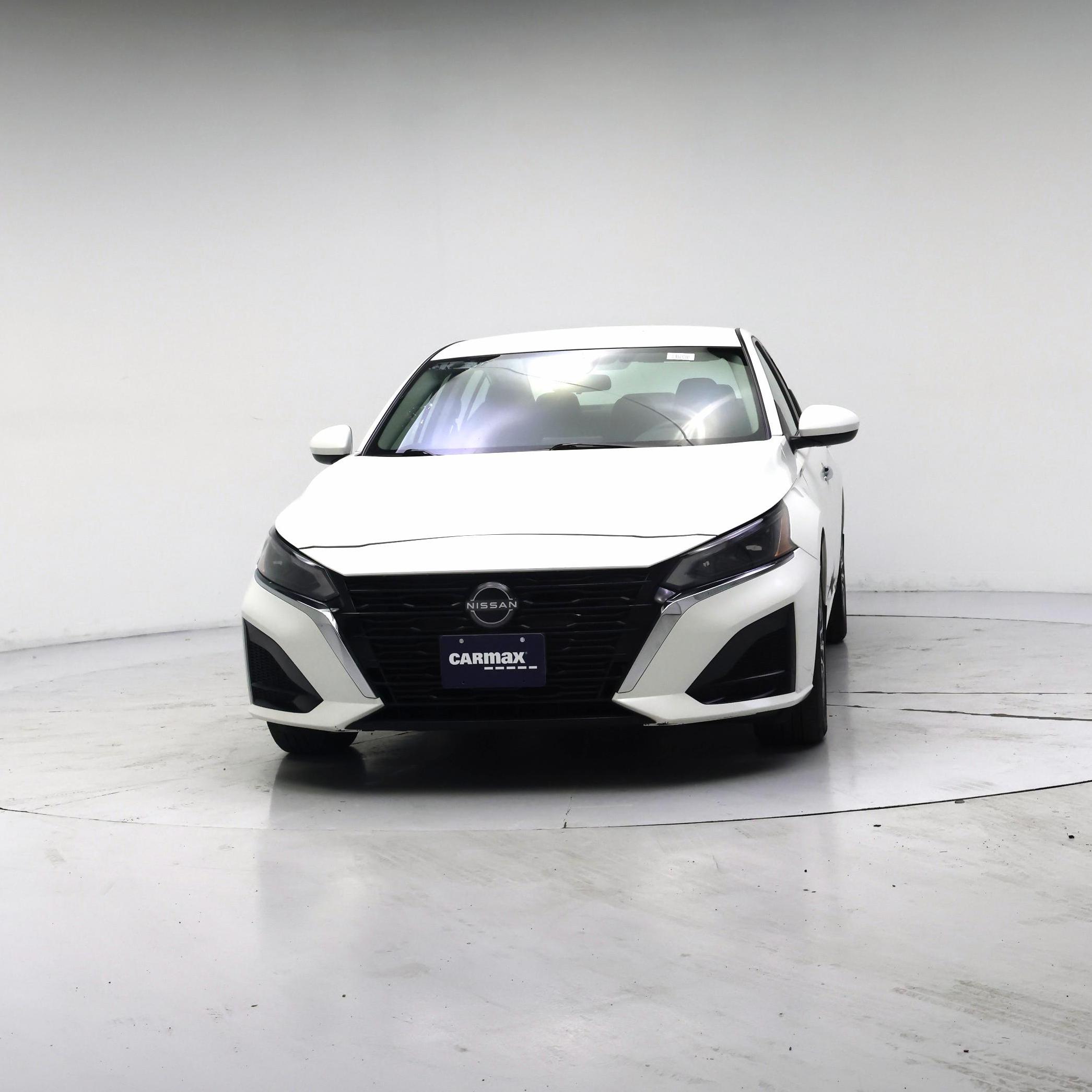 Thumbnail: 2023 Nissan Altima - 5