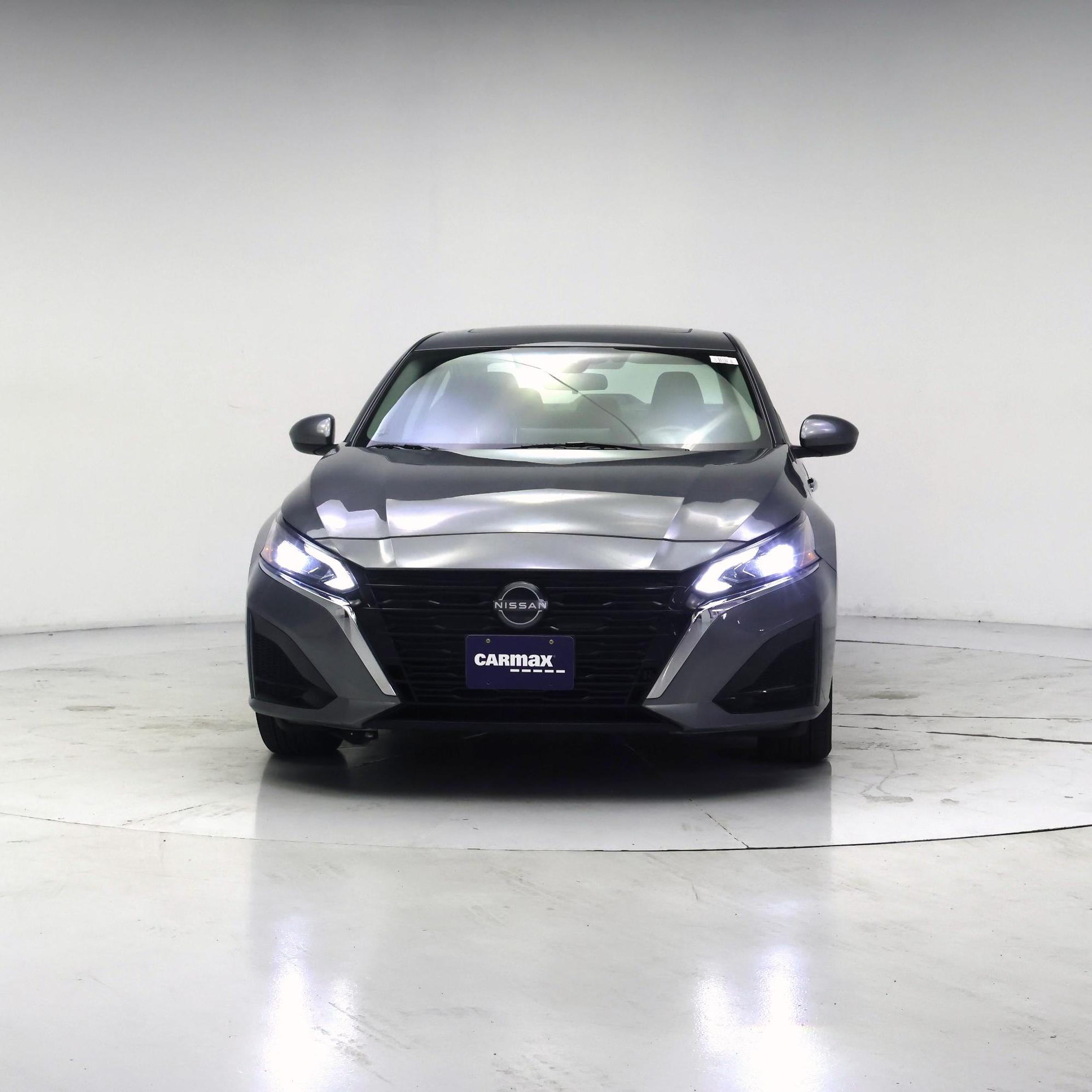 Thumbnail: 2023 Nissan Altima - 5