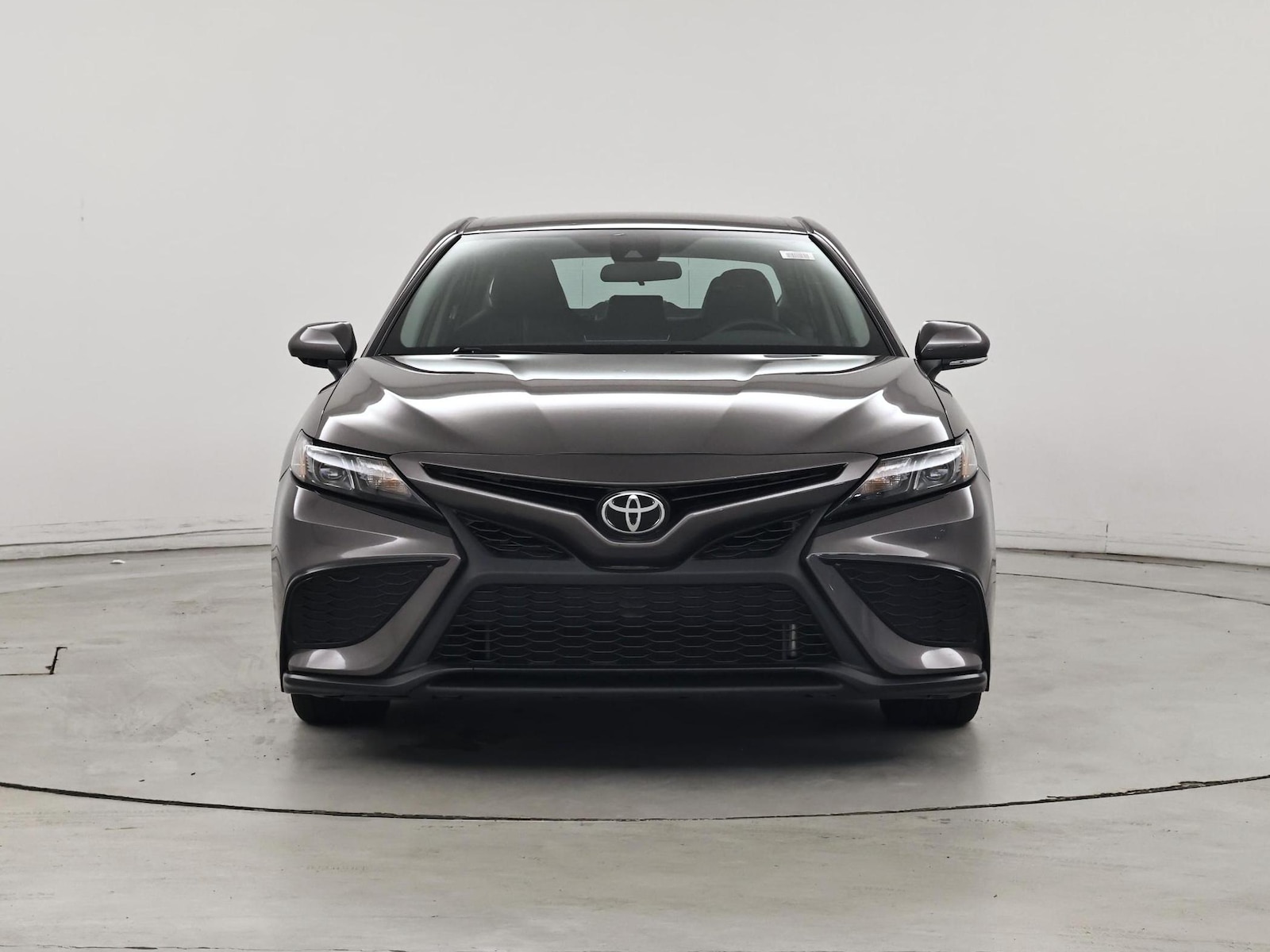 2024 Toyota Camry SE - Photo 6