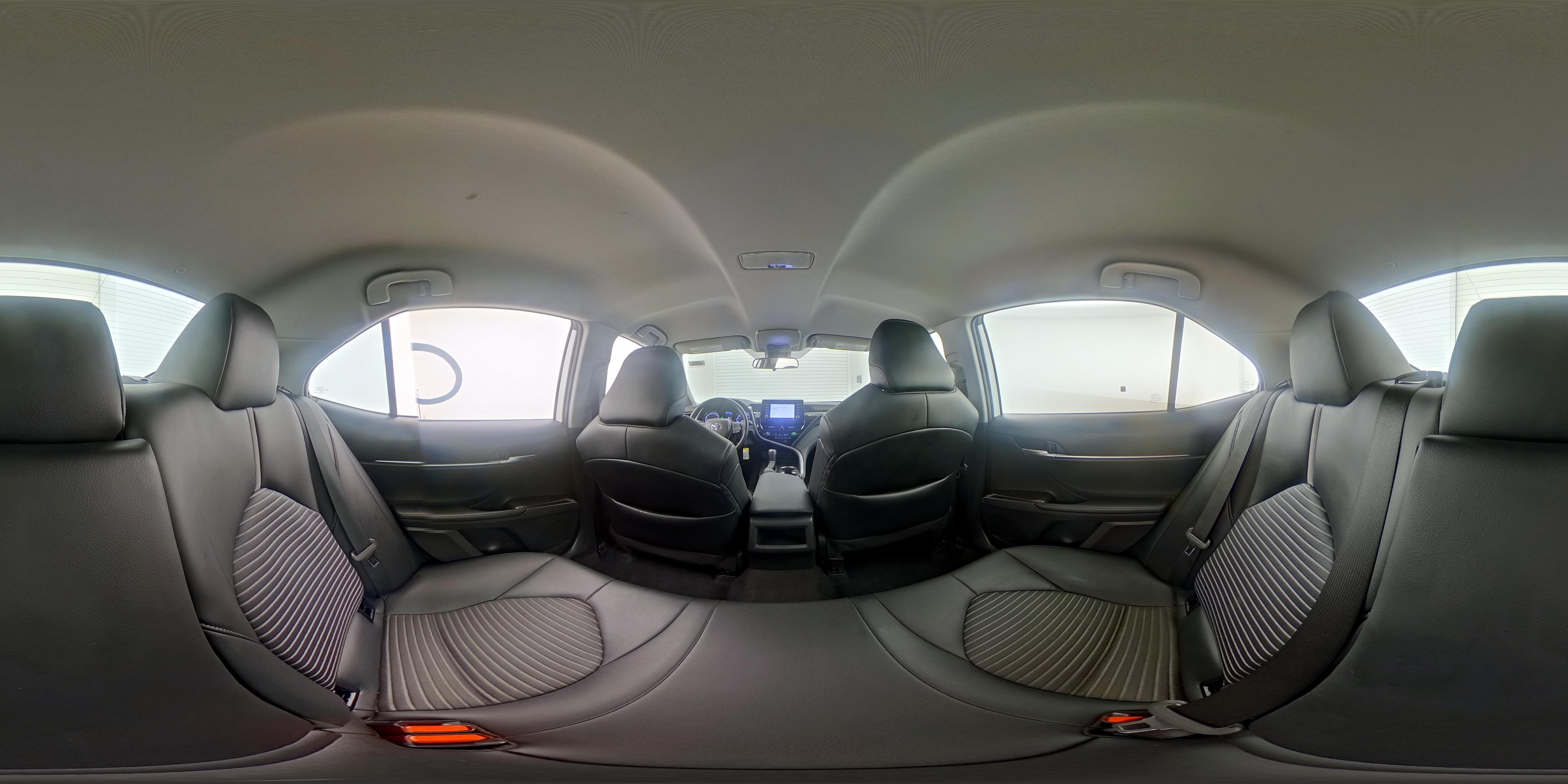 2024 Toyota Camry SE - Photo 25