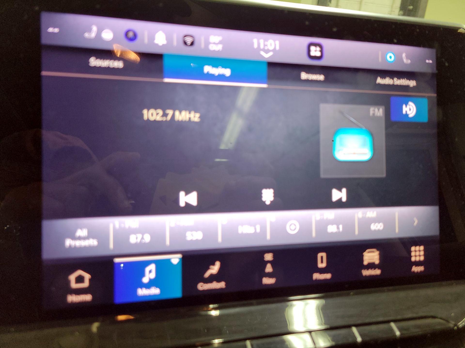 Thumbnail: 2022 Jeep Compass - 16