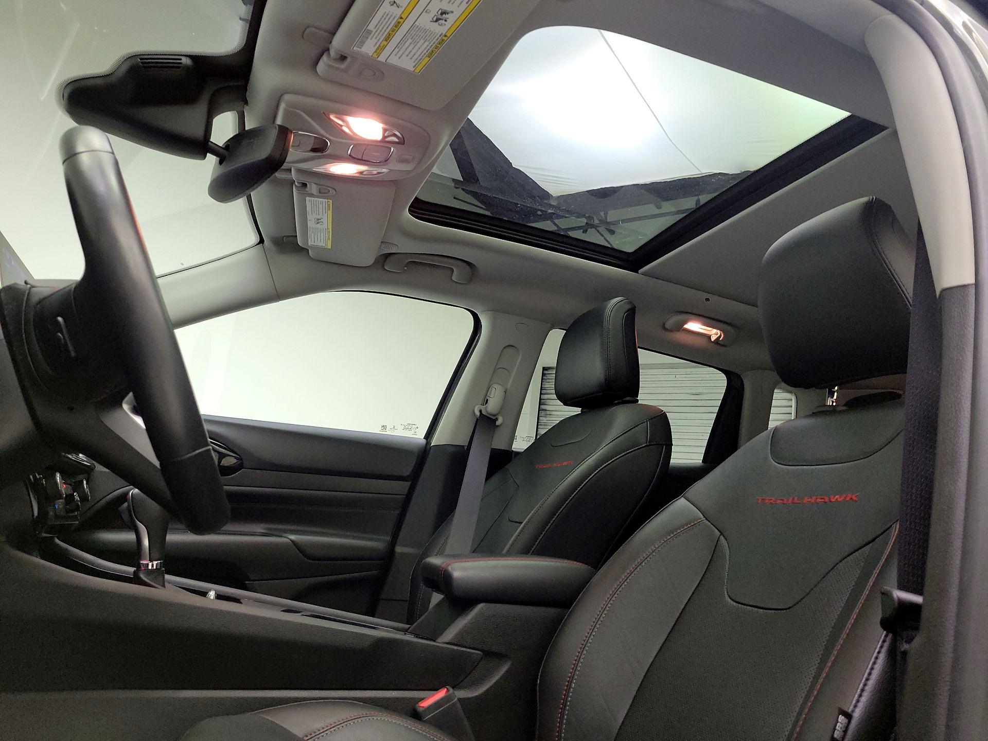 Thumbnail: 2022 Jeep Compass - 20