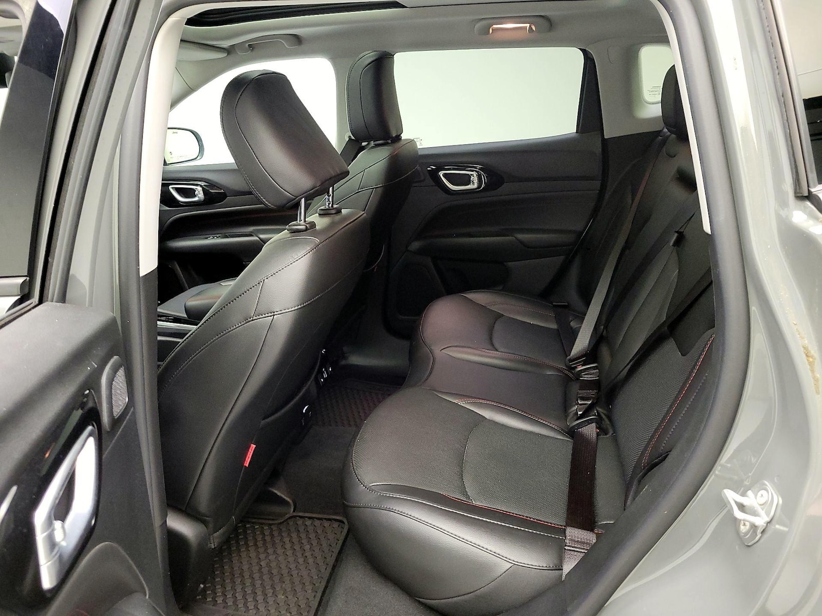 2022 Jeep Compass Trailhawk - Photo 22