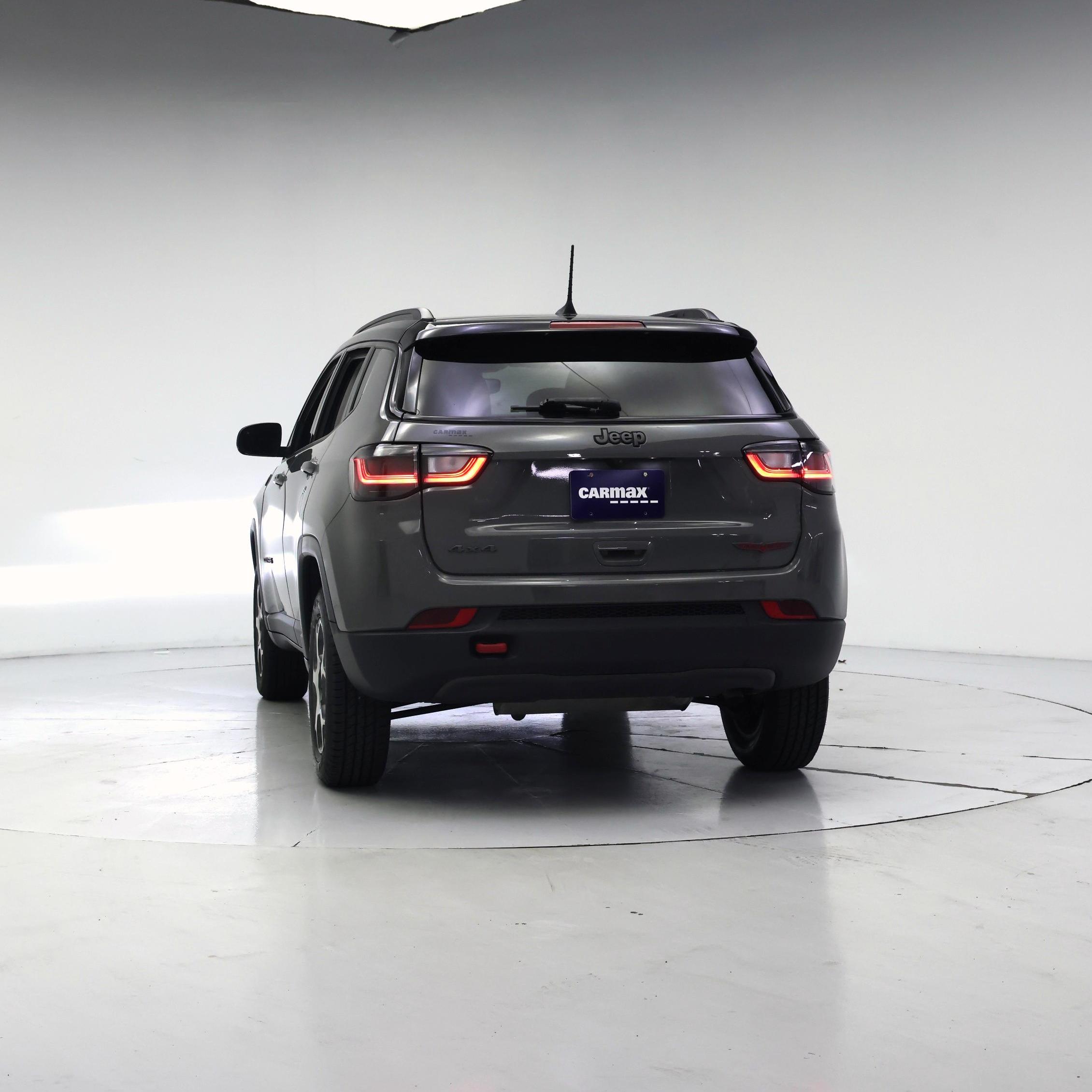 Thumbnail: 2022 Jeep Compass - 6