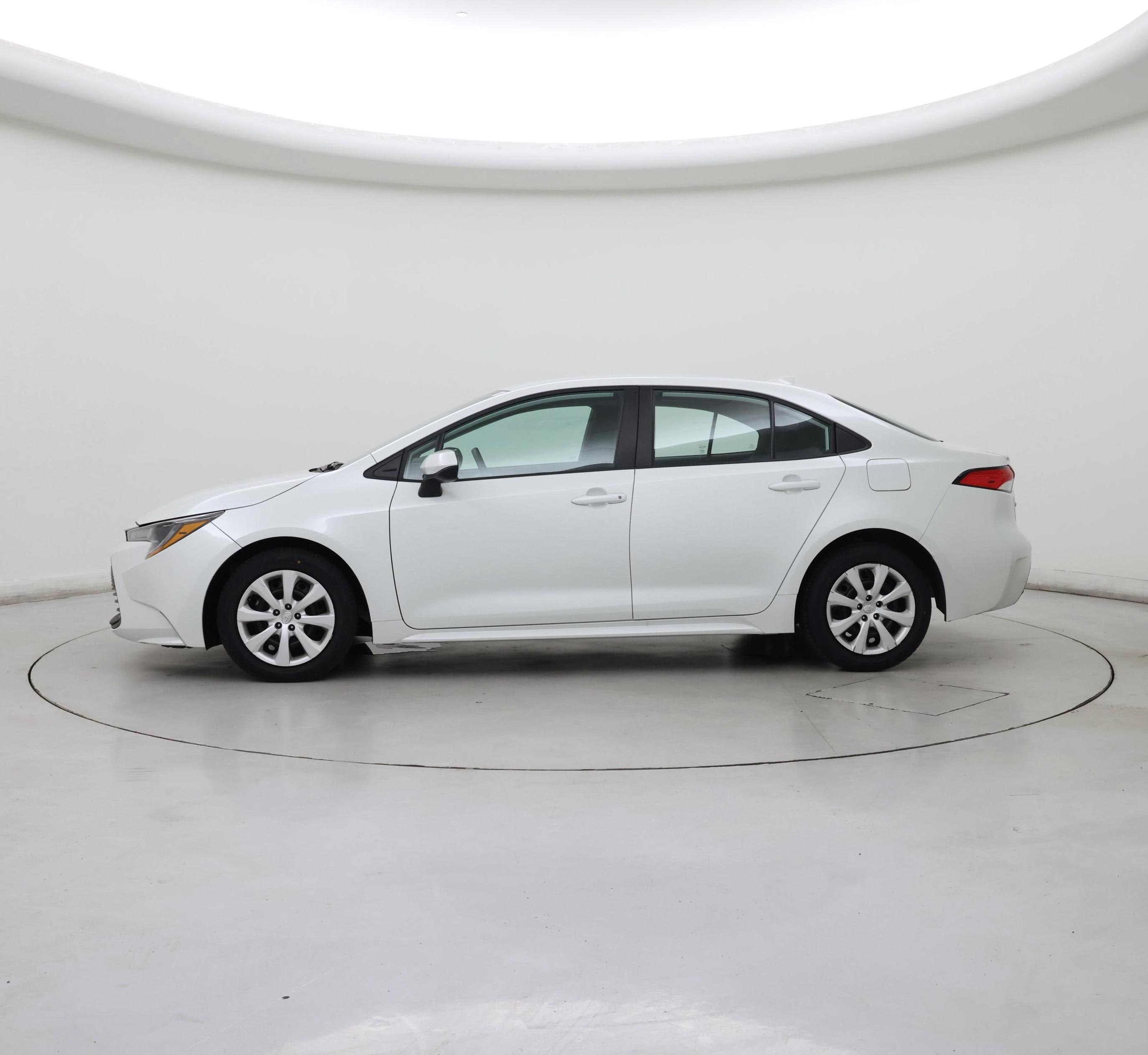 Thumbnail: 2024 Toyota Corolla - 3