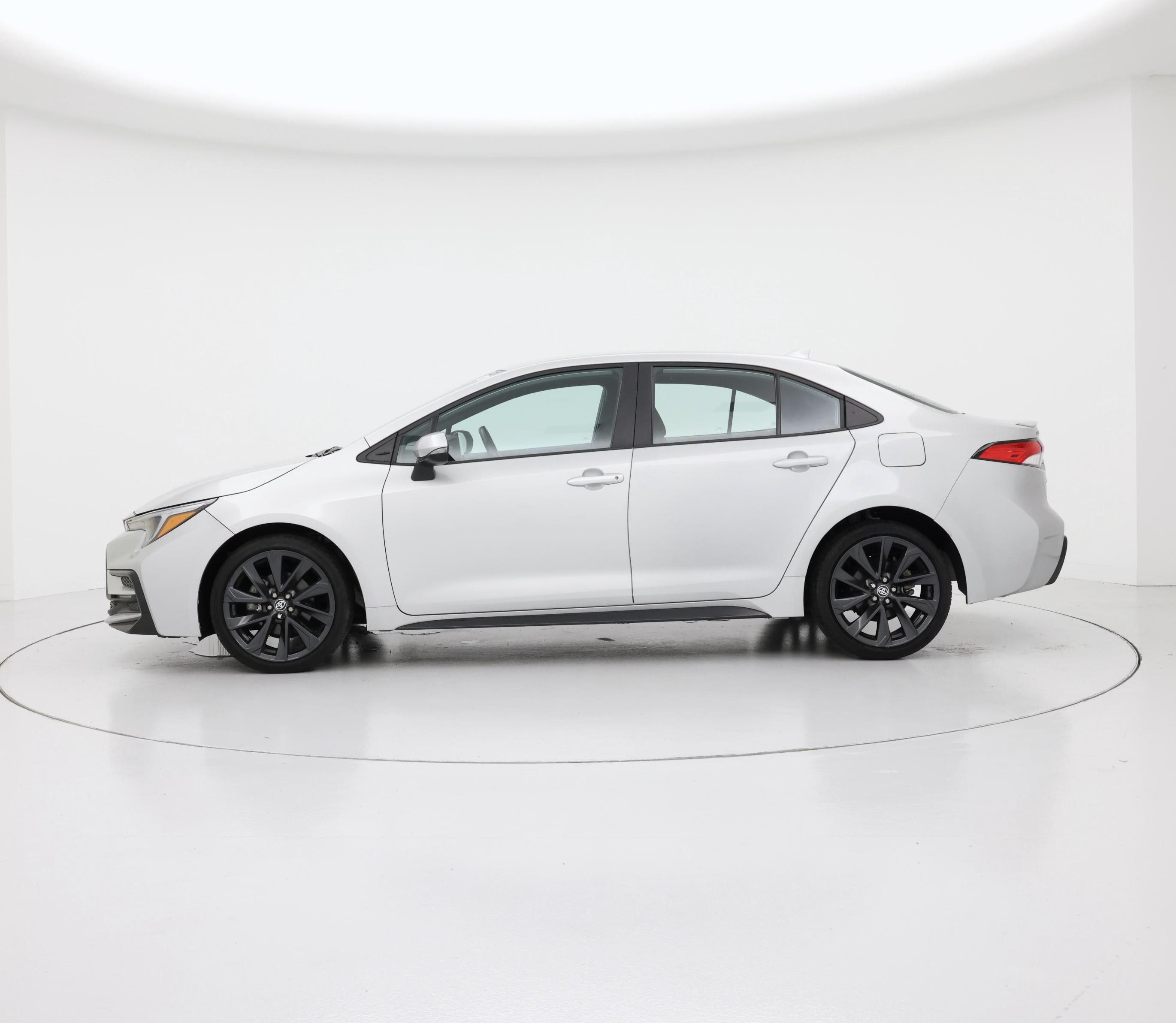 Thumbnail: 2023 Toyota Corolla - 3
