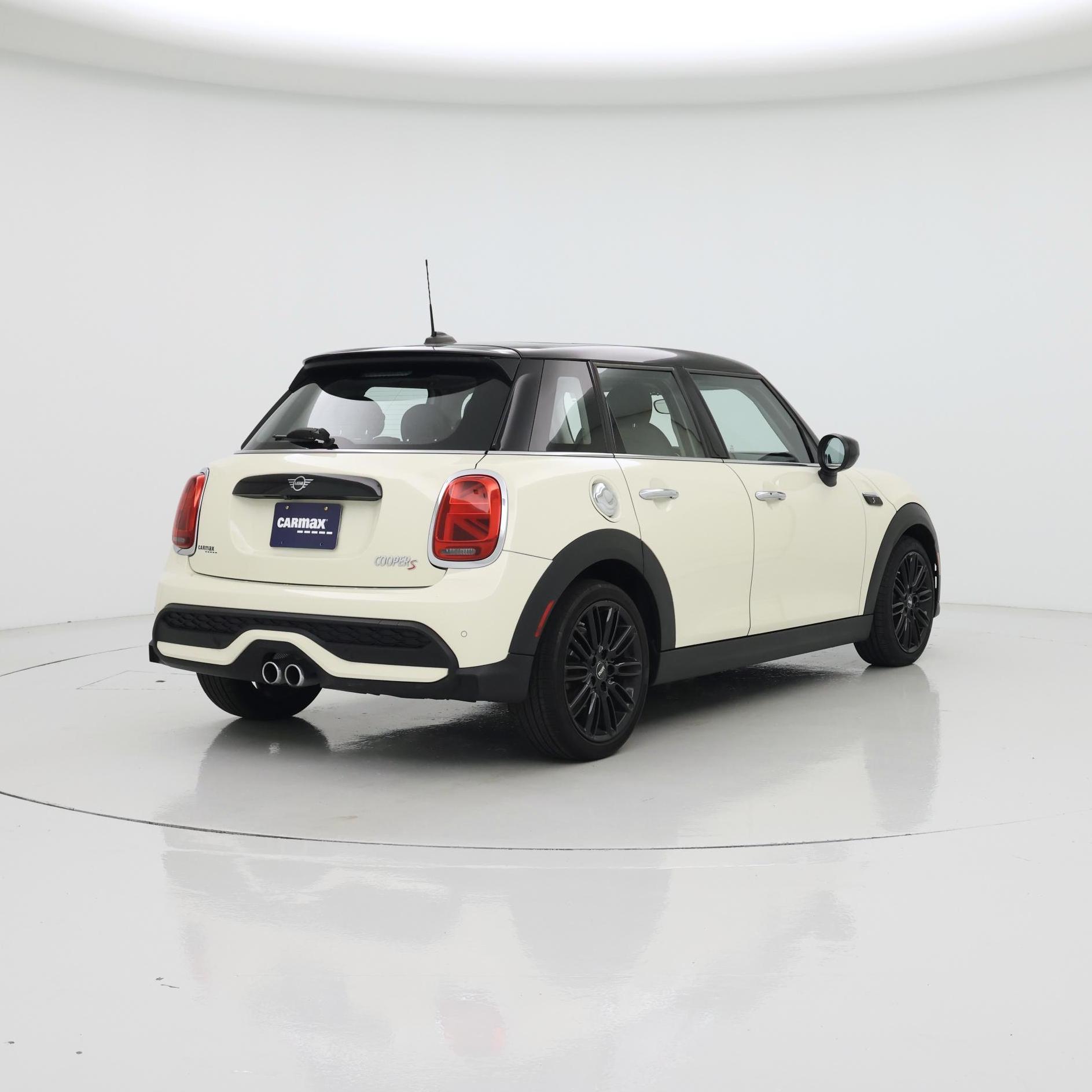 Thumbnail: 2022 MINI Cooper Hardtop - 8