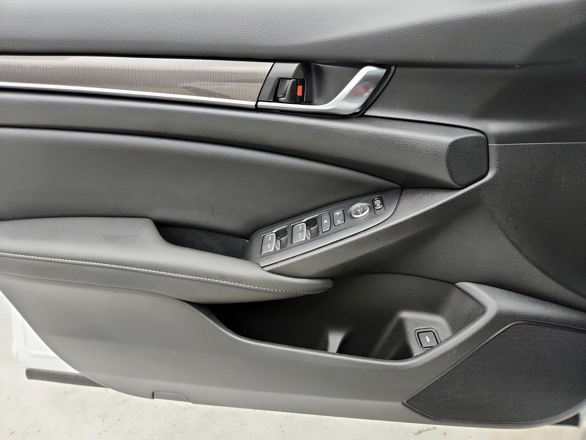 Thumbnail: 2022 Honda Accord - 12