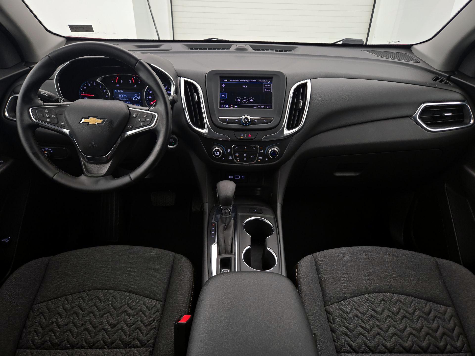 Thumbnail: 2023 Chevrolet Equinox - 9