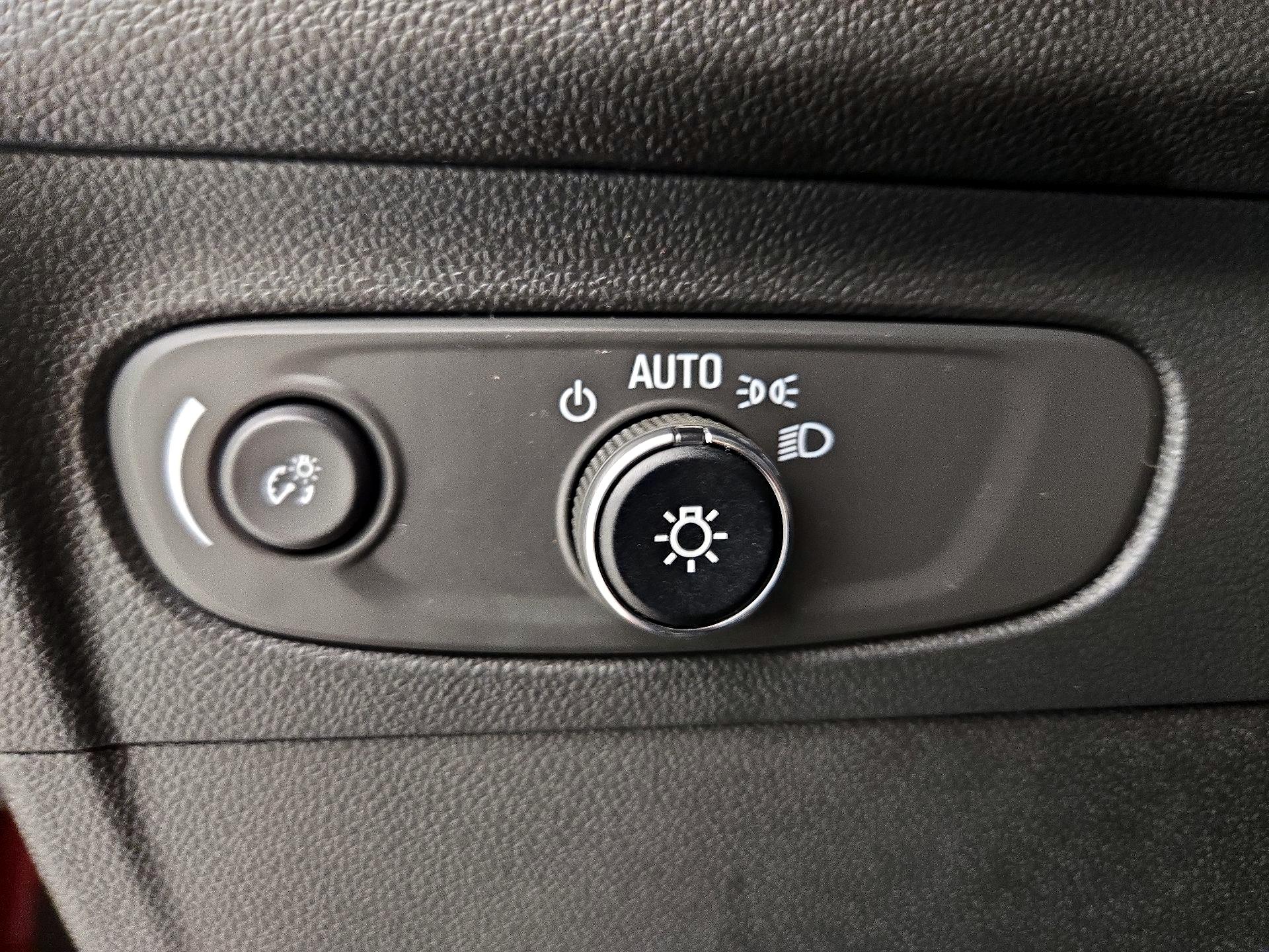 Thumbnail: 2023 Buick Envision - 13