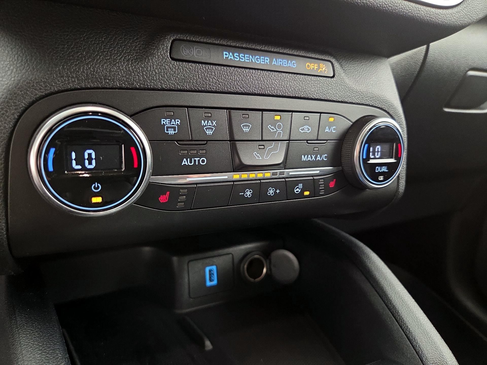 Thumbnail: 2020 Ford Escape - 17