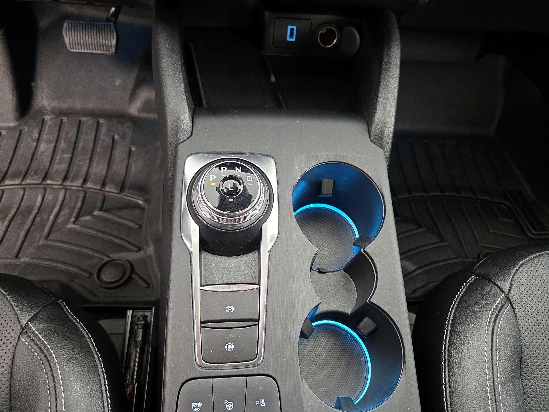 Thumbnail: 2020 Ford Escape - 18