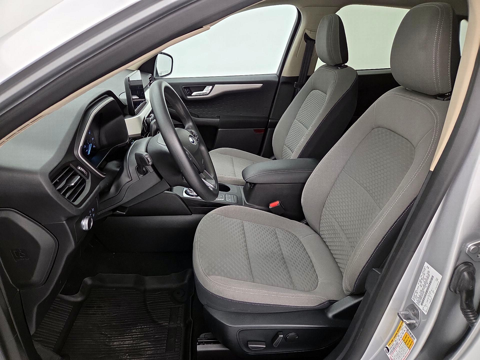Thumbnail: 2020 Ford Escape - 11