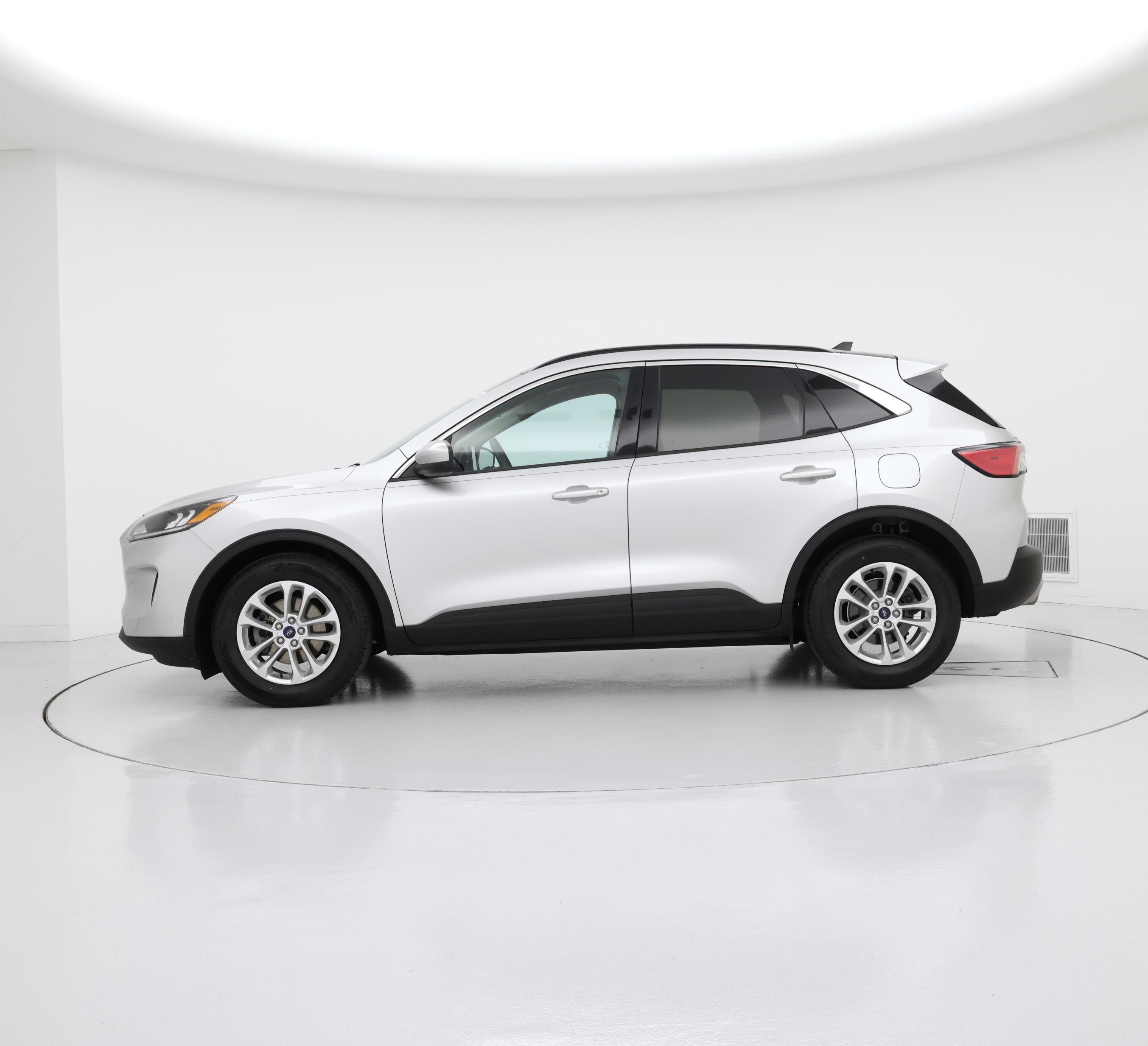 Thumbnail: 2020 Ford Escape - 3