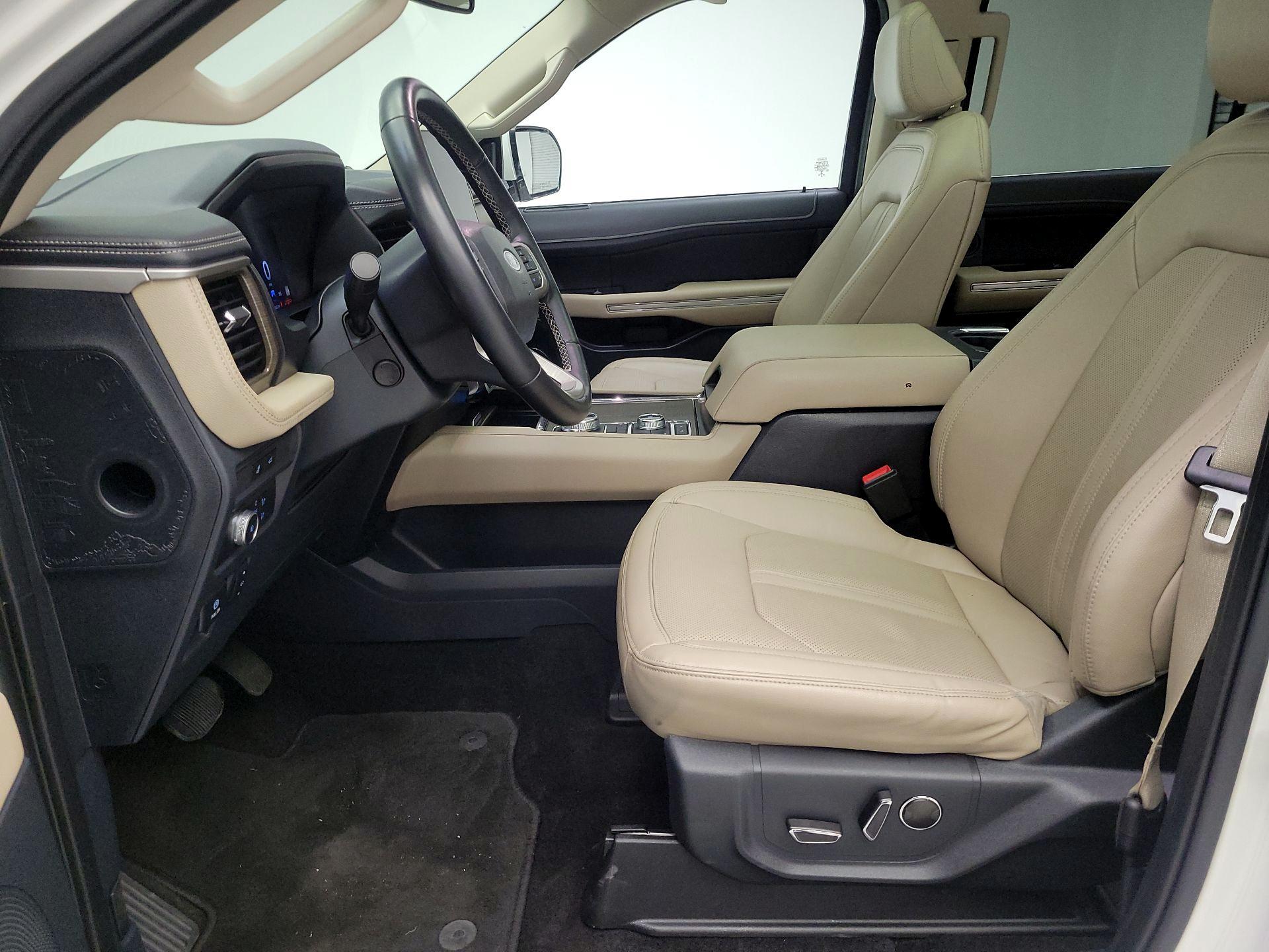 Thumbnail: 2022 Ford Expedition - 11