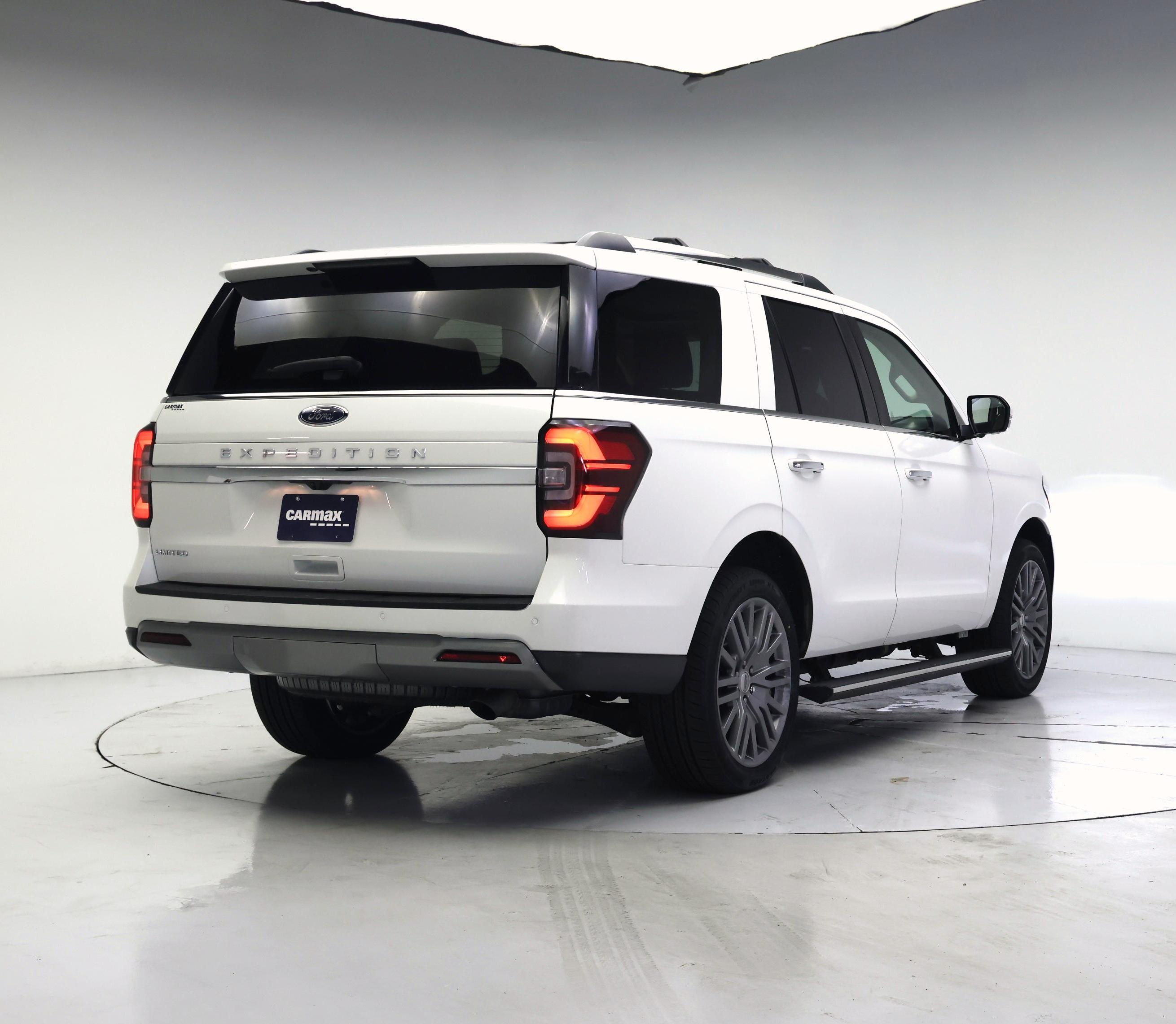 Thumbnail: 2022 Ford Expedition - 8