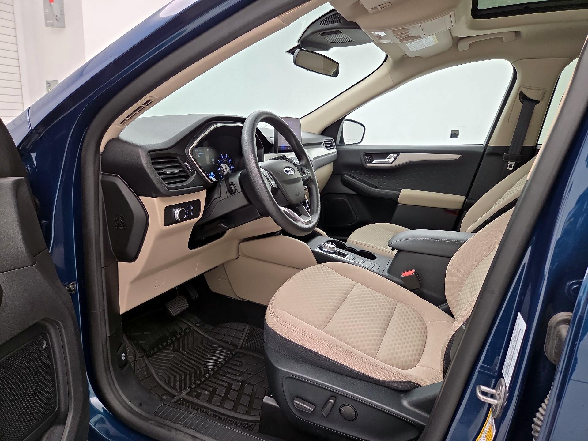 Thumbnail: 2020 Ford Escape - 11