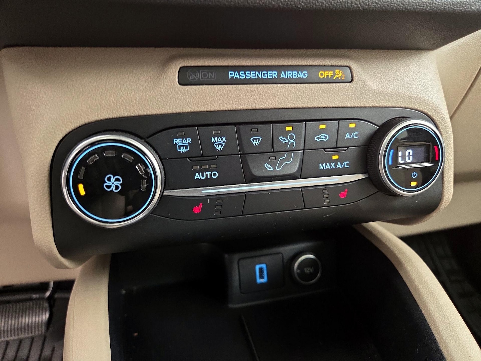 2020 Ford Escape SE - Photo 17