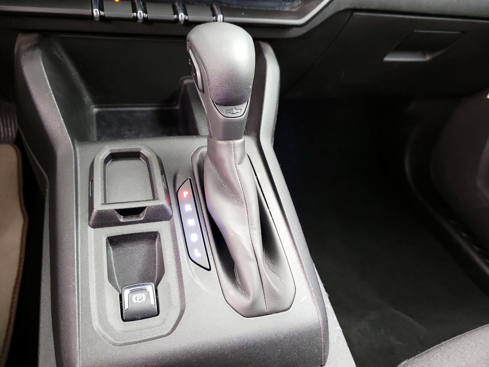 2023 Chevrolet Colorado Work Truck - Photo 18