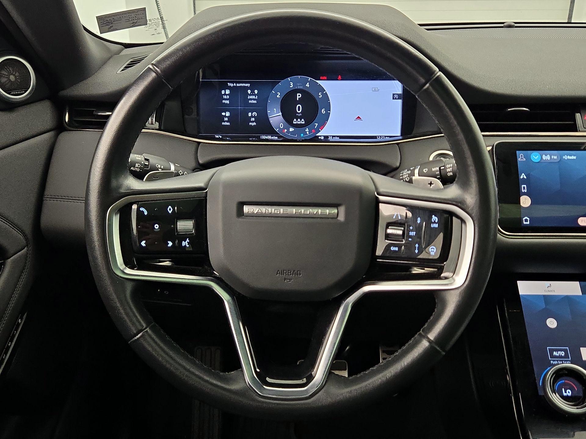 Thumbnail: 2023 Land Rover Range Rover Evoque - 10