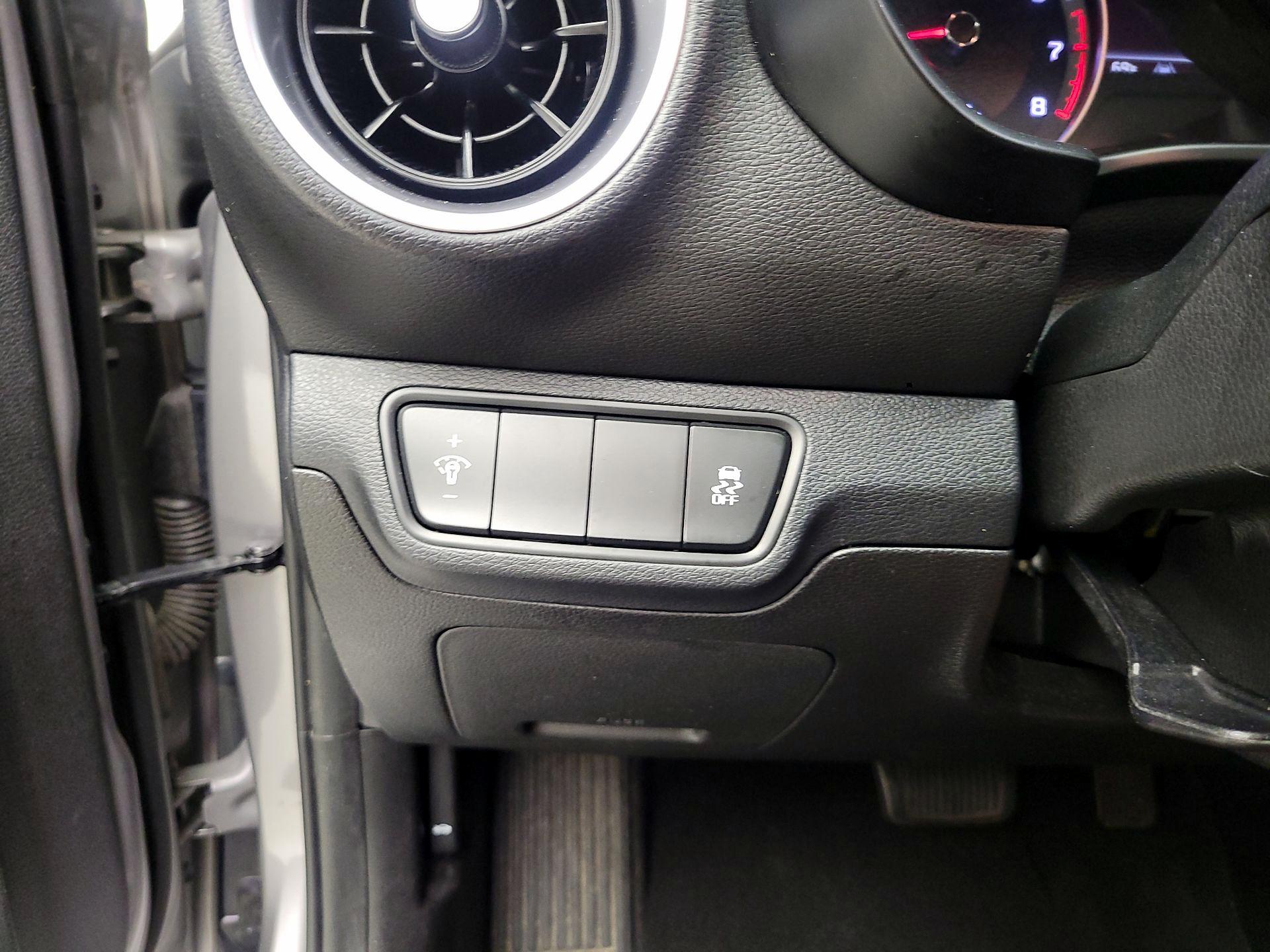 Thumbnail: 2023 Kia Forte - 13