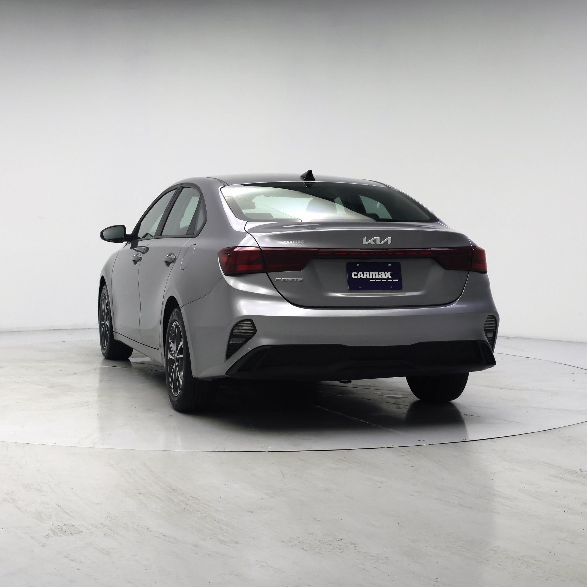 Thumbnail: 2023 Kia Forte - 6
