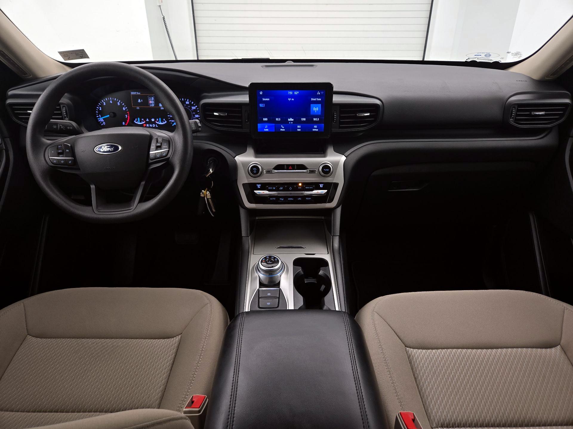 Thumbnail: 2021 Ford Explorer - 9