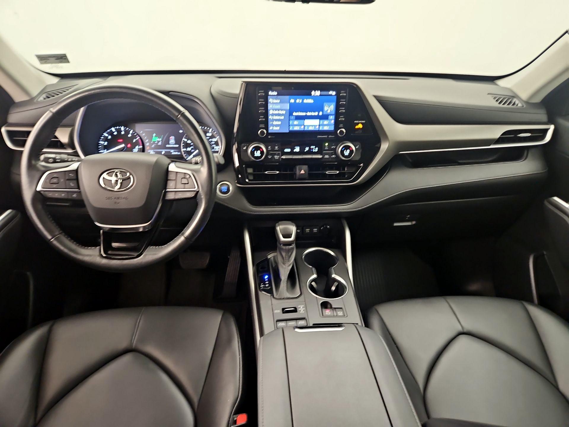 Thumbnail: 2021 Toyota Highlander - 9