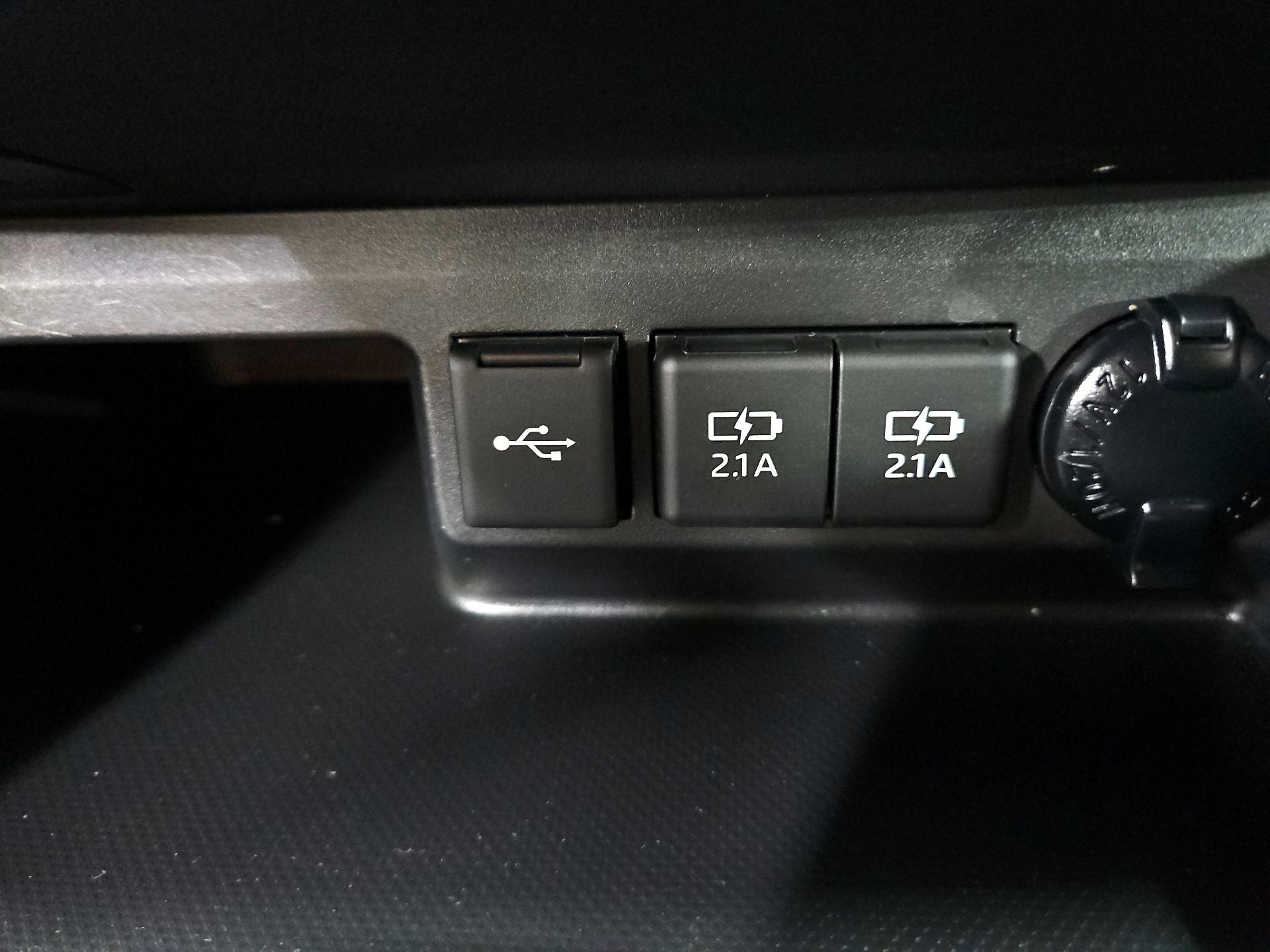 Thumbnail: 2021 Toyota Highlander - 19