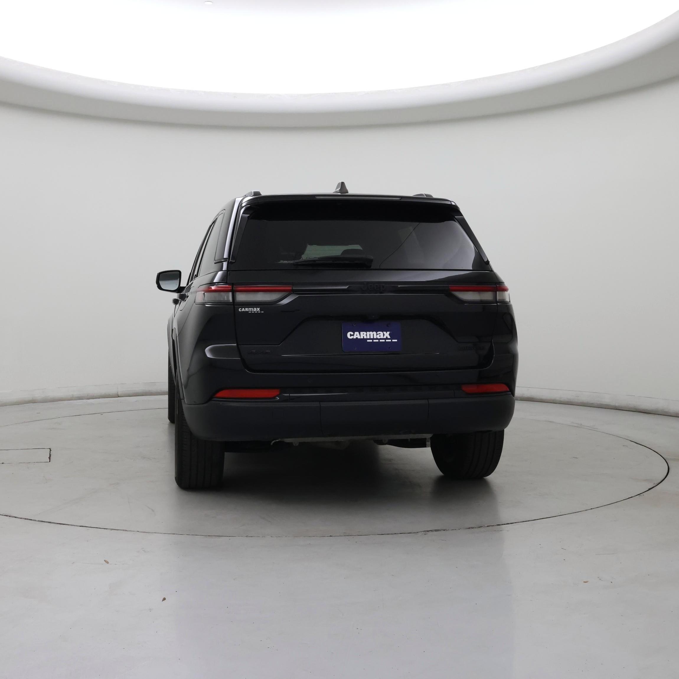 Thumbnail: 2023 Jeep Grand Cherokee - 6