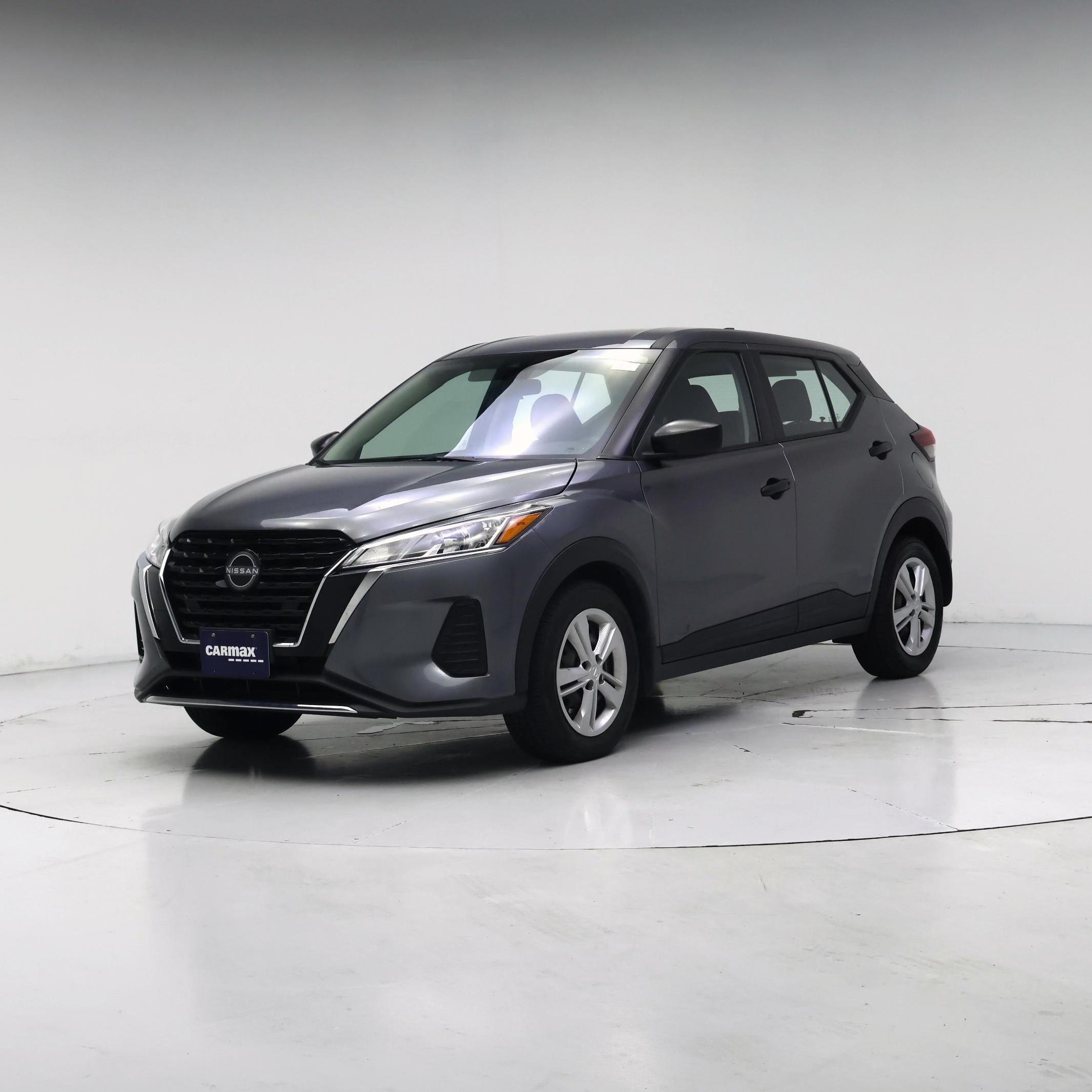 Thumbnail: 2023 Nissan Kicks - 4