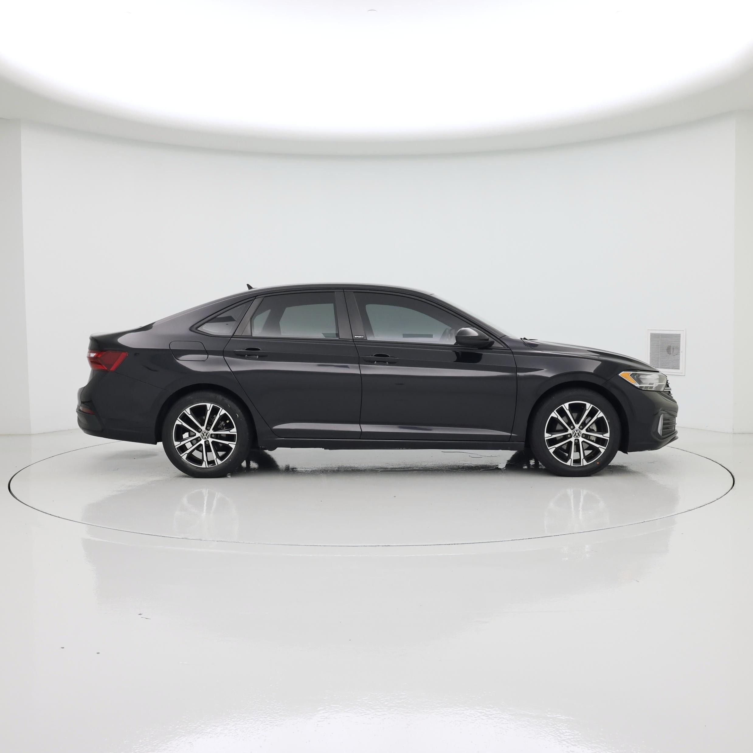 Thumbnail: 2023 Volkswagen Jetta - 7